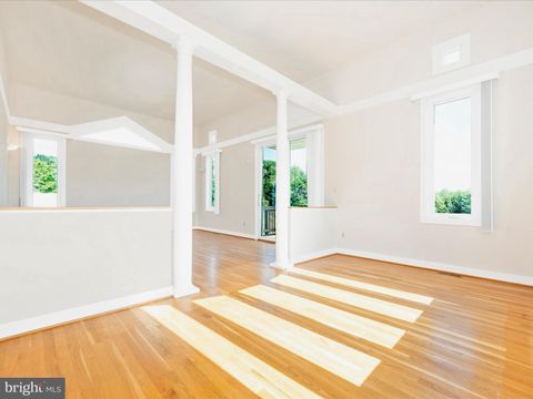 Tiny photo for 12 Barley Field Ct, DICKERSON, MD 20842 (MLS # MDMC2224314)