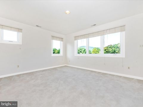 Tiny photo for 12 Barley Field Ct, DICKERSON, MD 20842 (MLS # MDMC2224314)