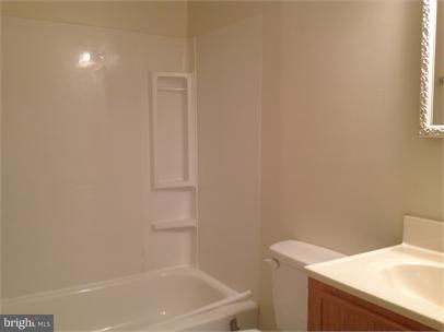 STAFFORD OAKS - Residential Lease