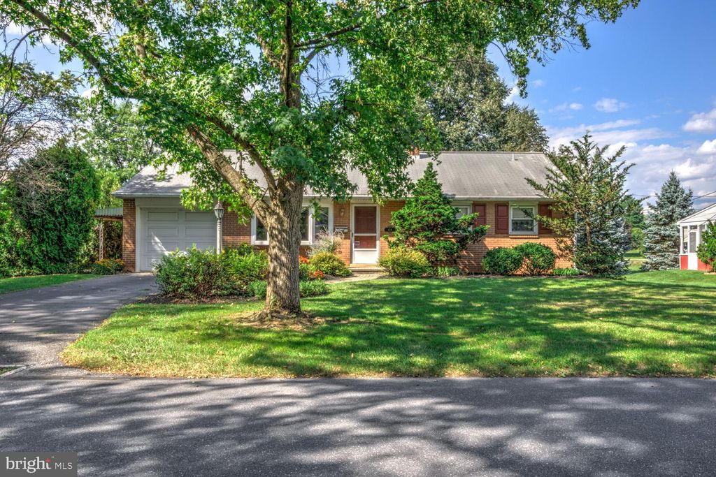 Photo of 108 Haskell Drive, Lancaster, PA 17601 (MLS # PALA2055086)