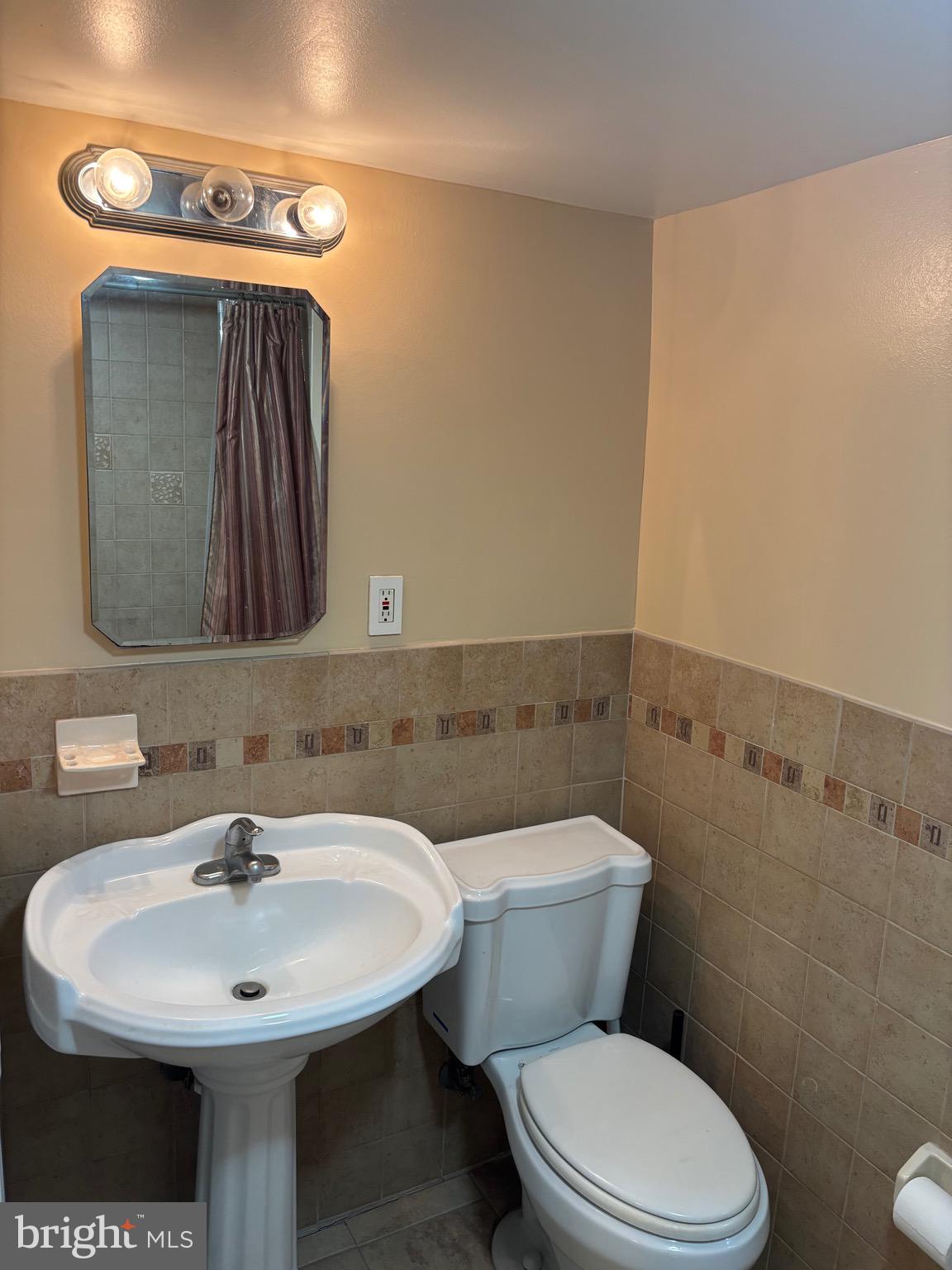 ROXBOROUGH - Residential