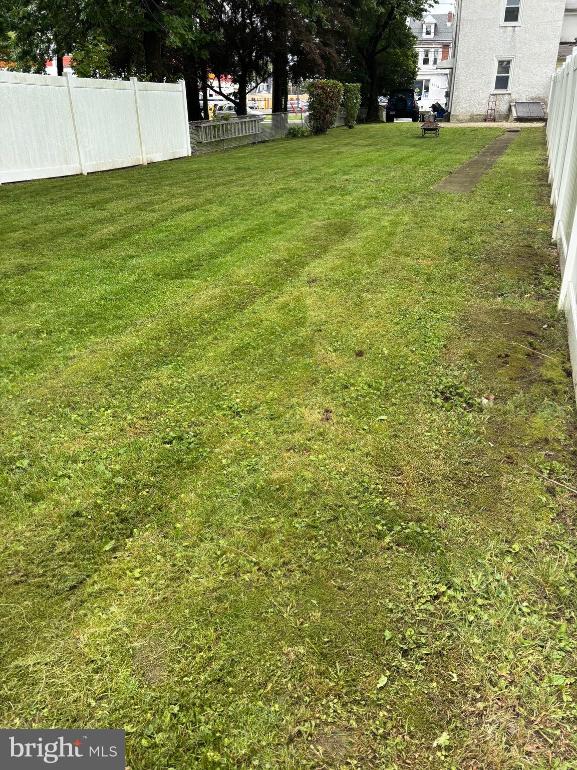 ROXBOROUGH - Residential