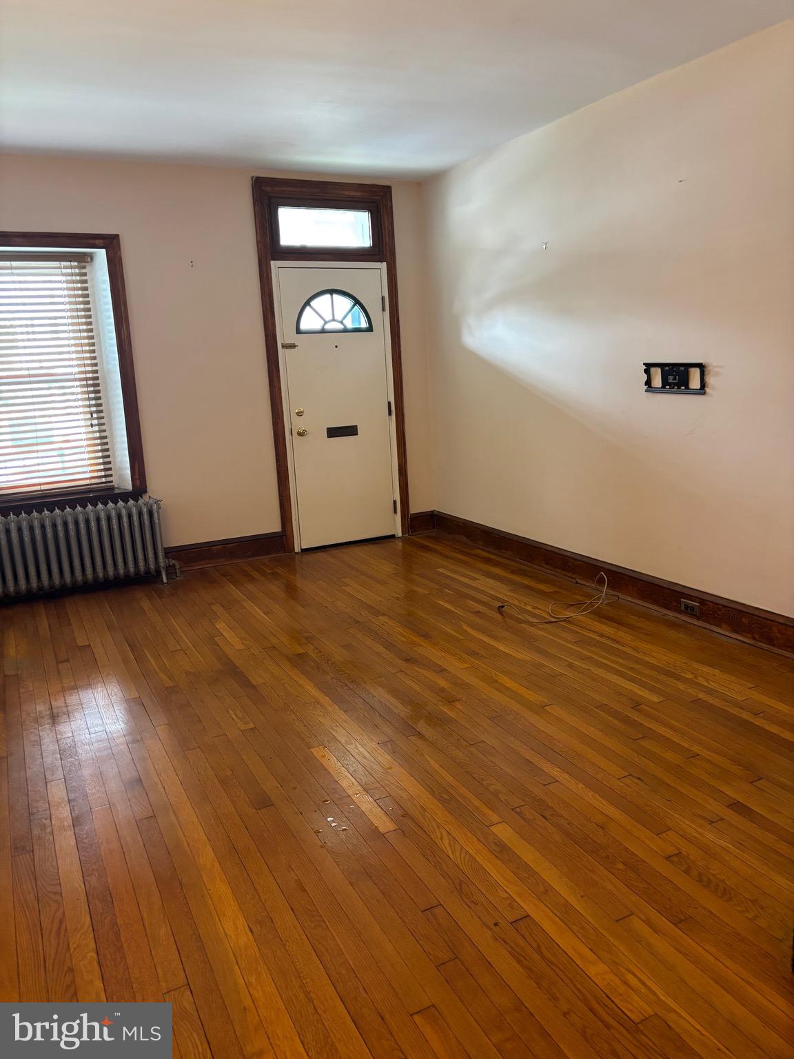 ROXBOROUGH - Residential