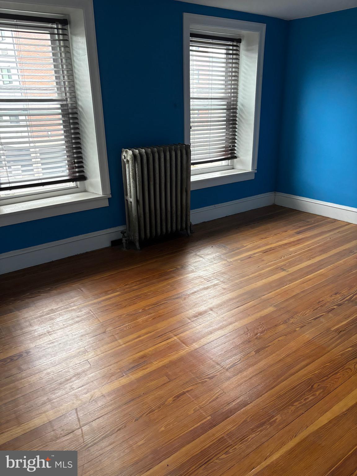 ROXBOROUGH - Residential