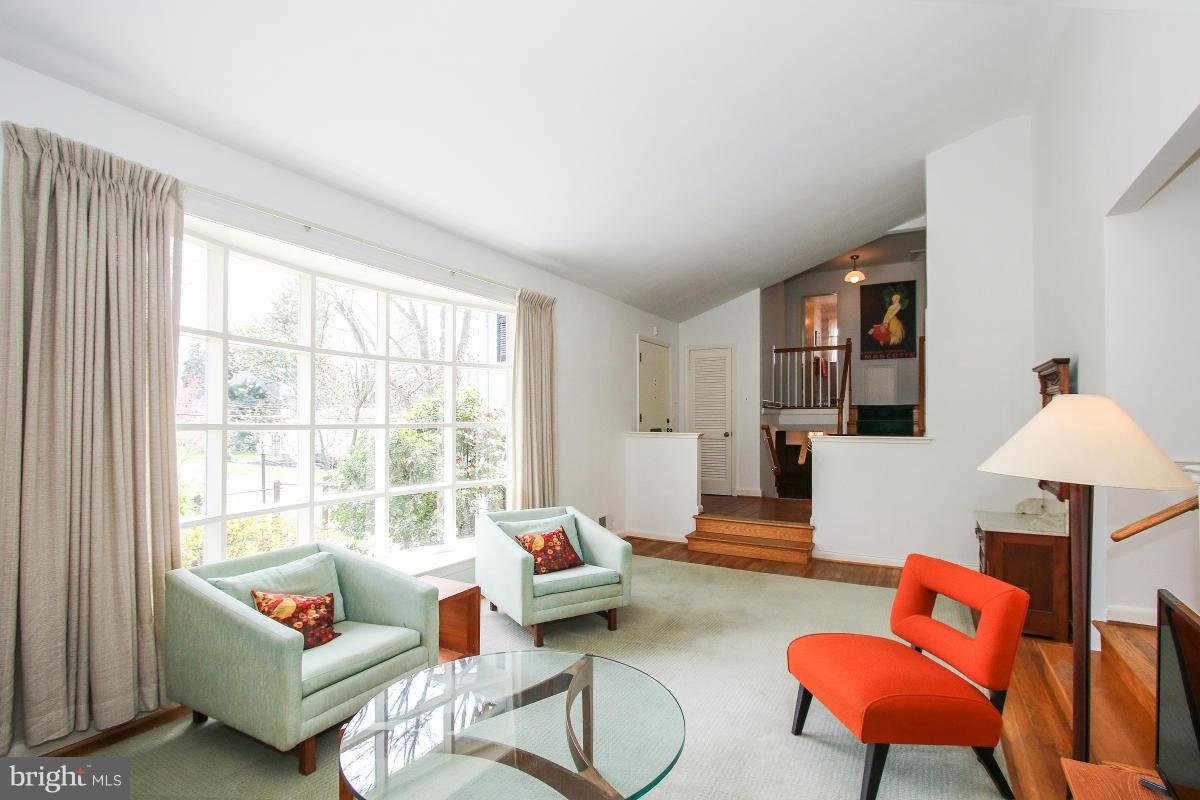 KENWOOD PARK - Residential