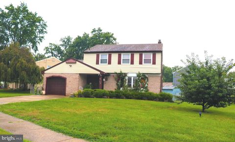 Homes For Sale - 328 Brentwood Avenue<br/> CHERRY HILL, NJ 08002
