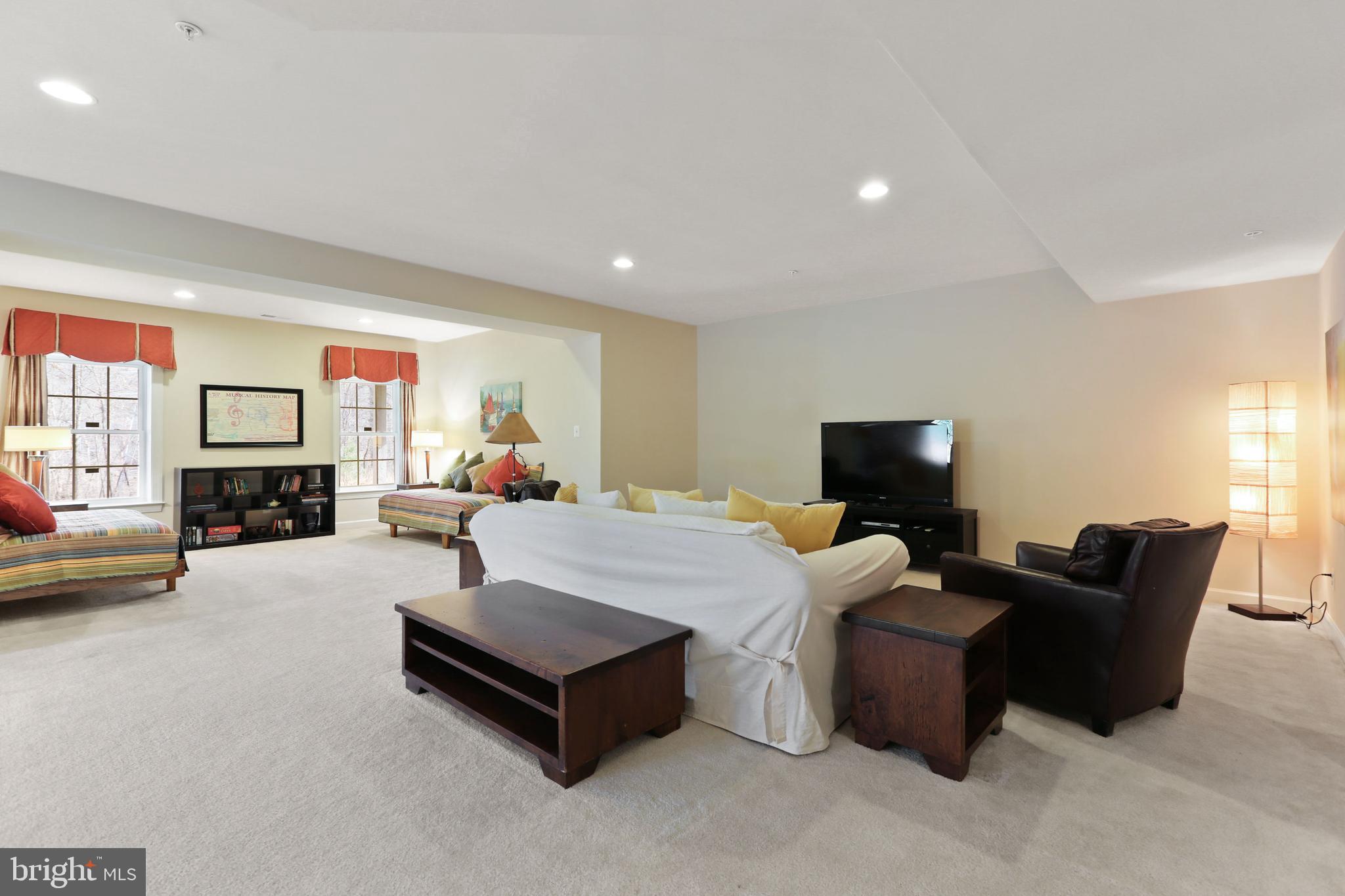 WATERFORD PRESERVE - Residential