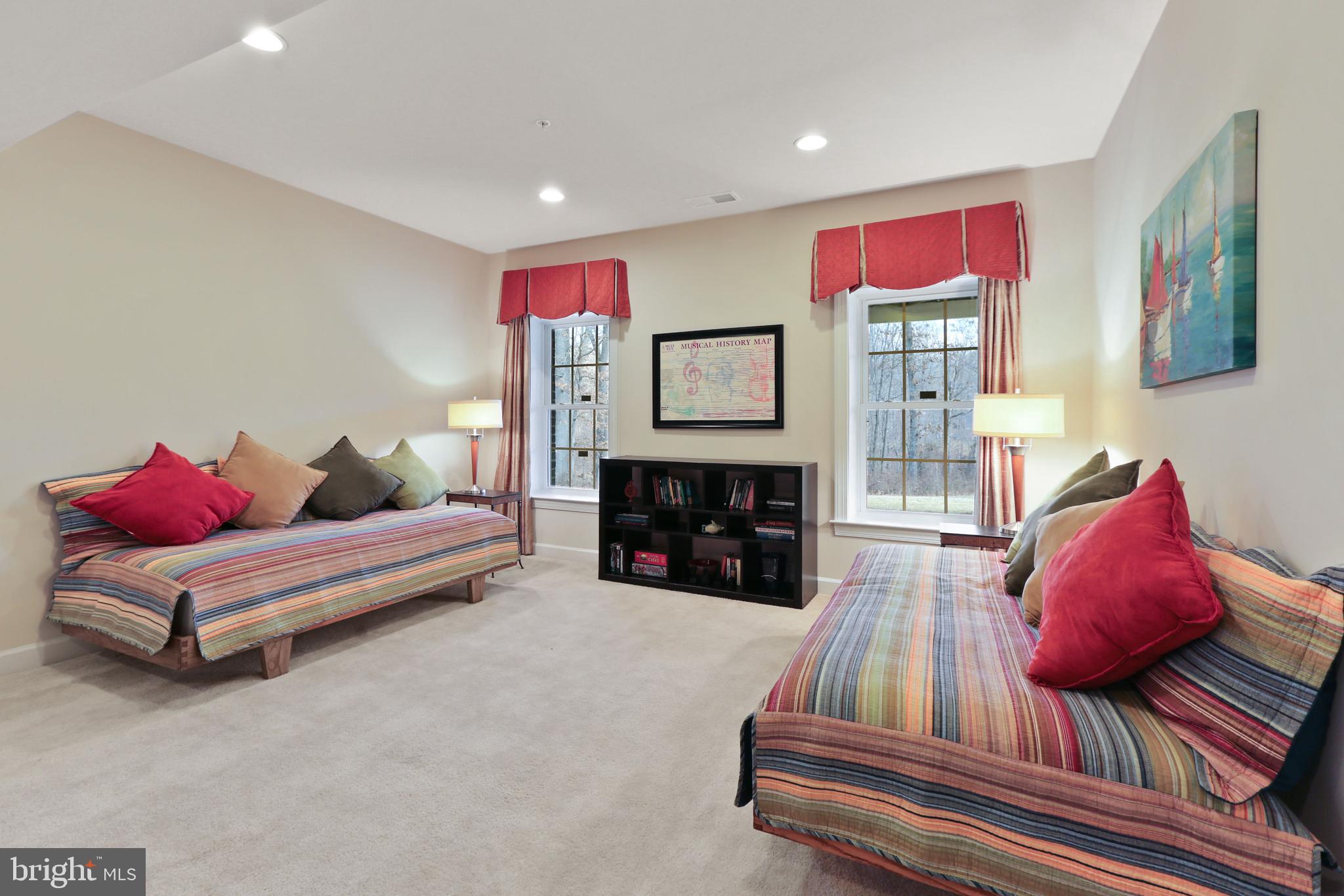 WATERFORD PRESERVE - Residential