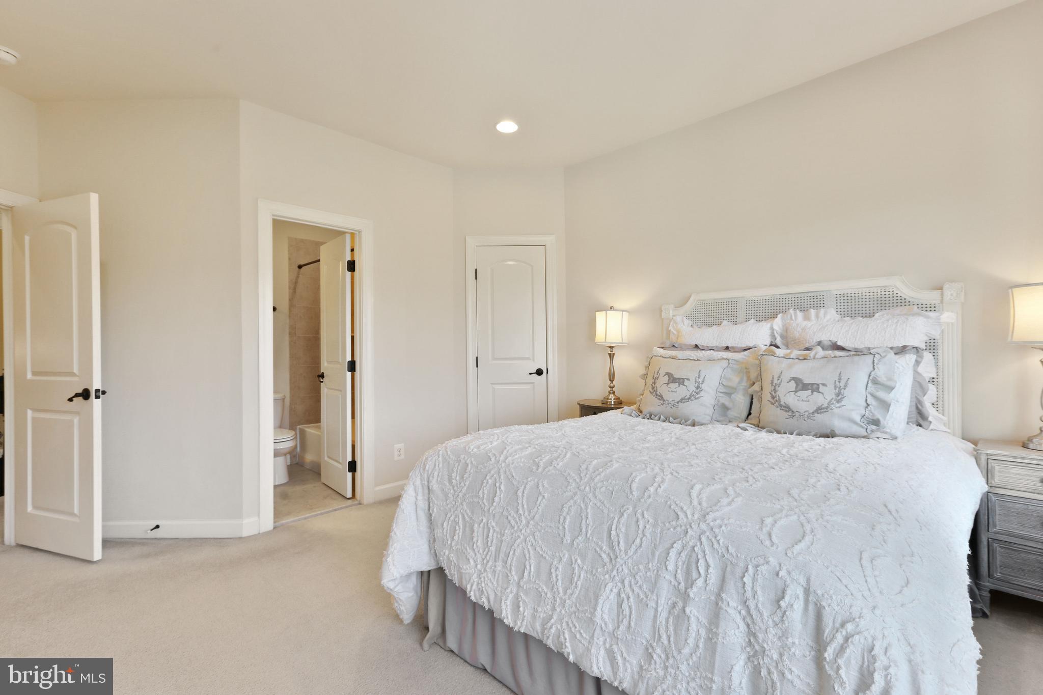 WATERFORD PRESERVE - Residential