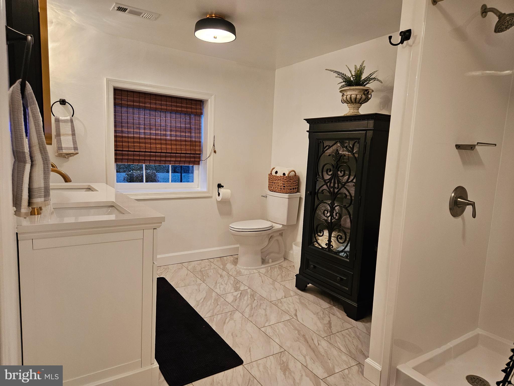 SUTTON - Residential