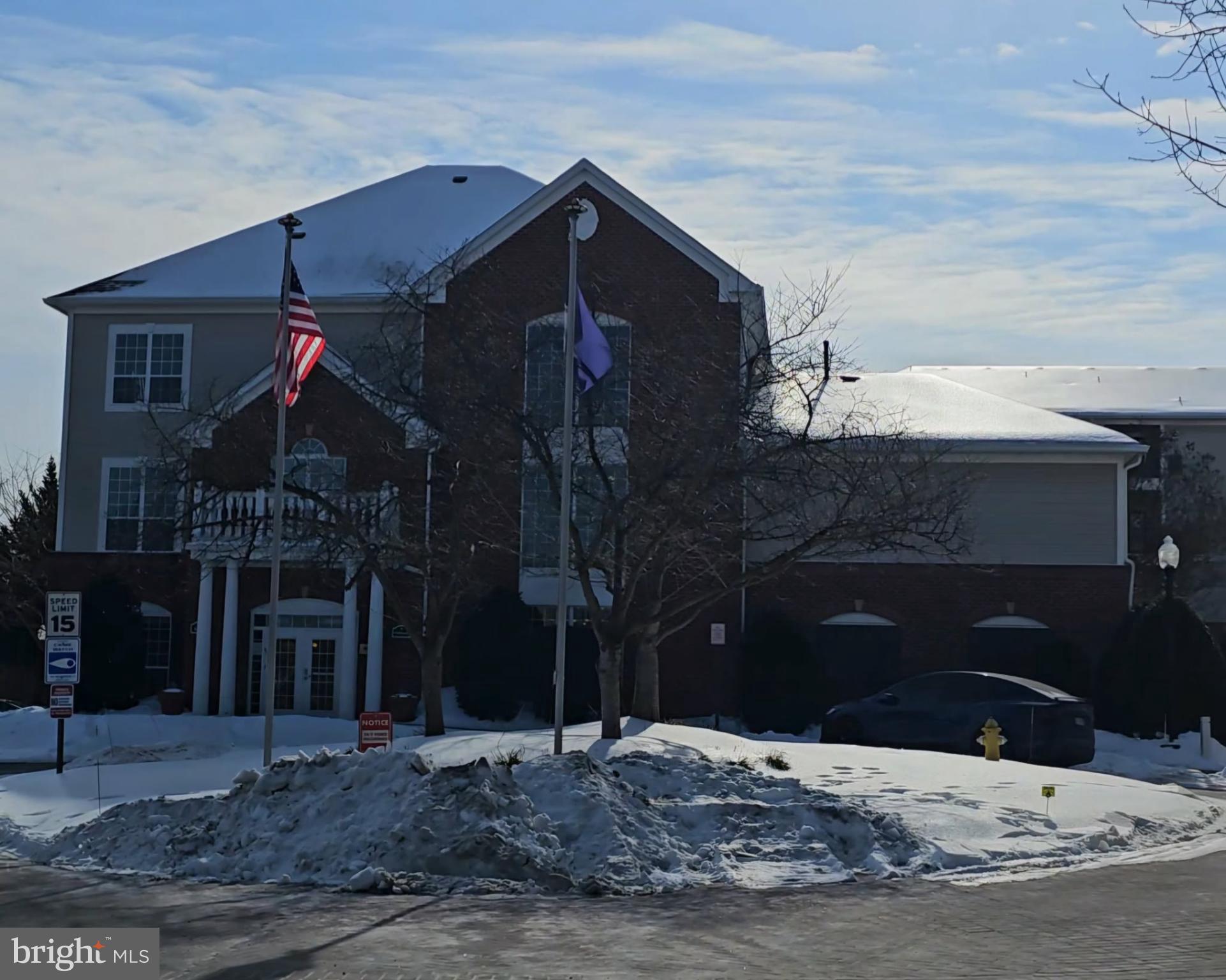 4862 EISENHOWER AVENUE 158