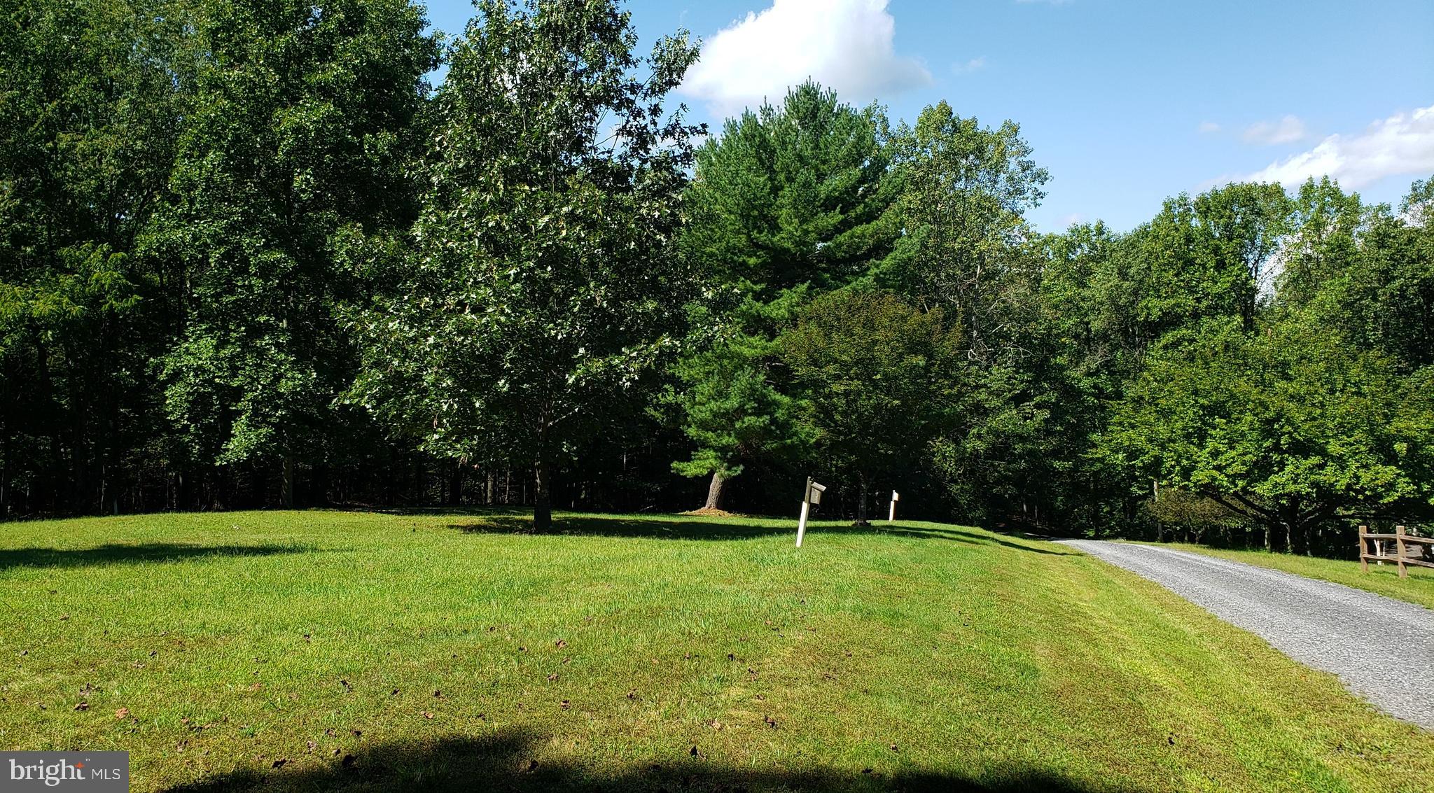 CHESTNUT GROVE - Land