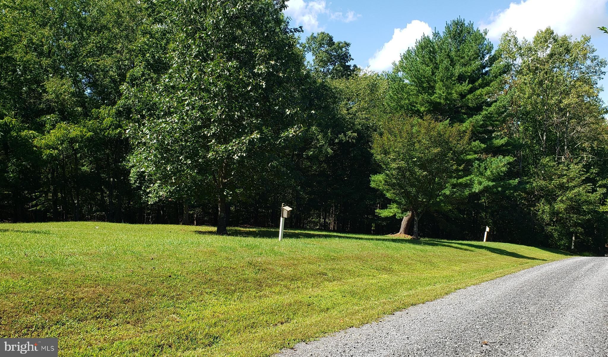 CHESTNUT GROVE - Land