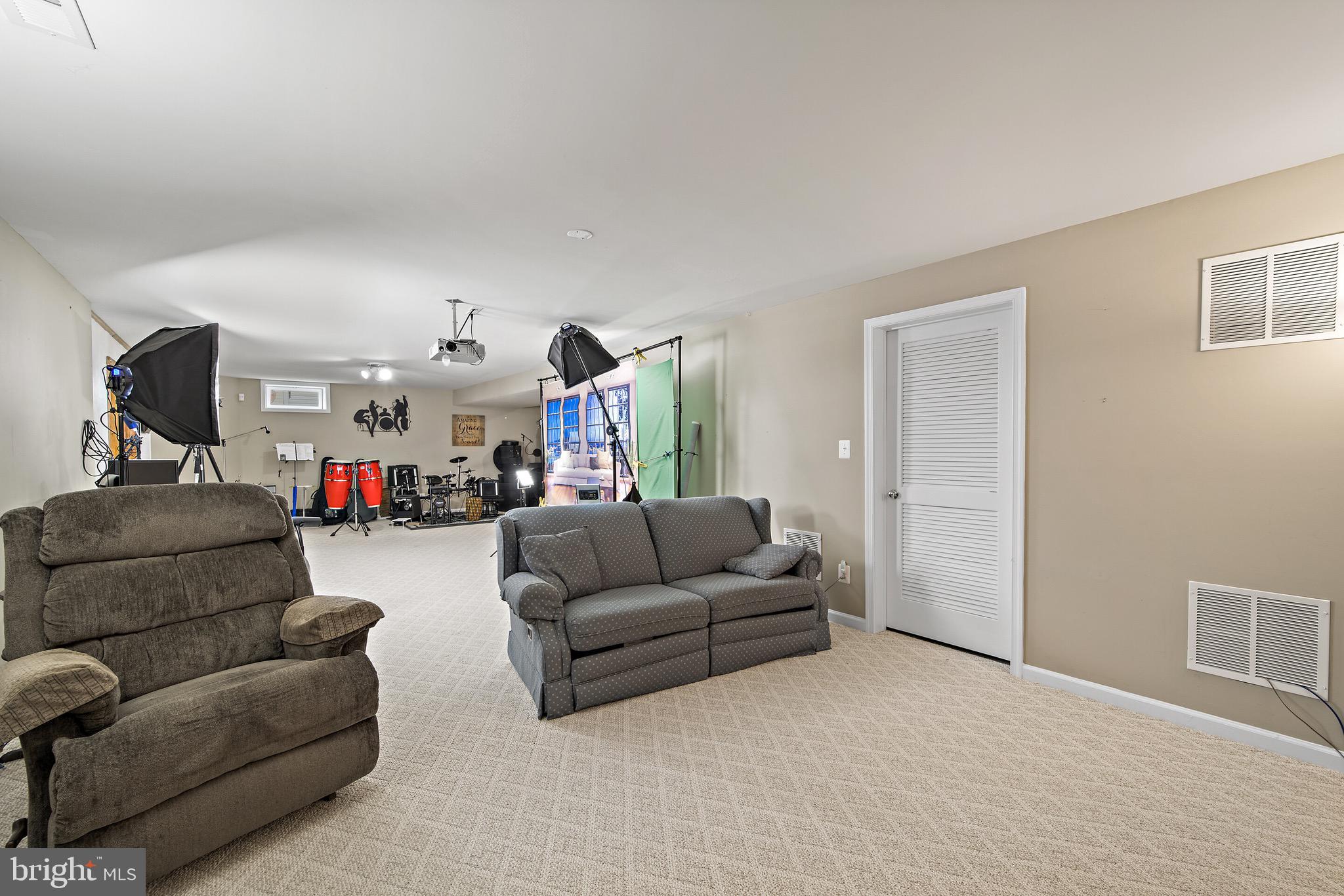 BRAEMAR-TARTAN VILLAGE - Residential