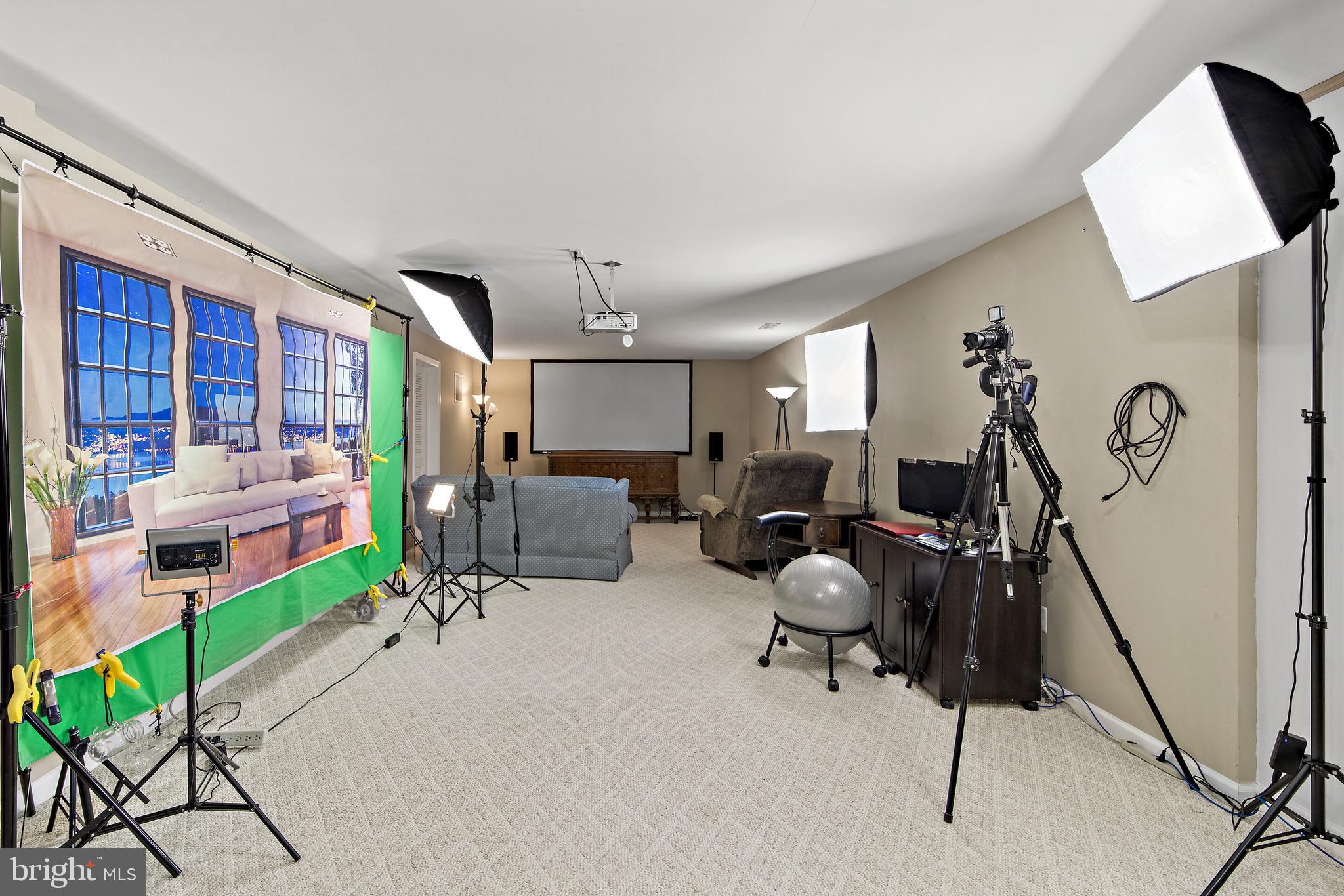 BRAEMAR-TARTAN VILLAGE - Residential