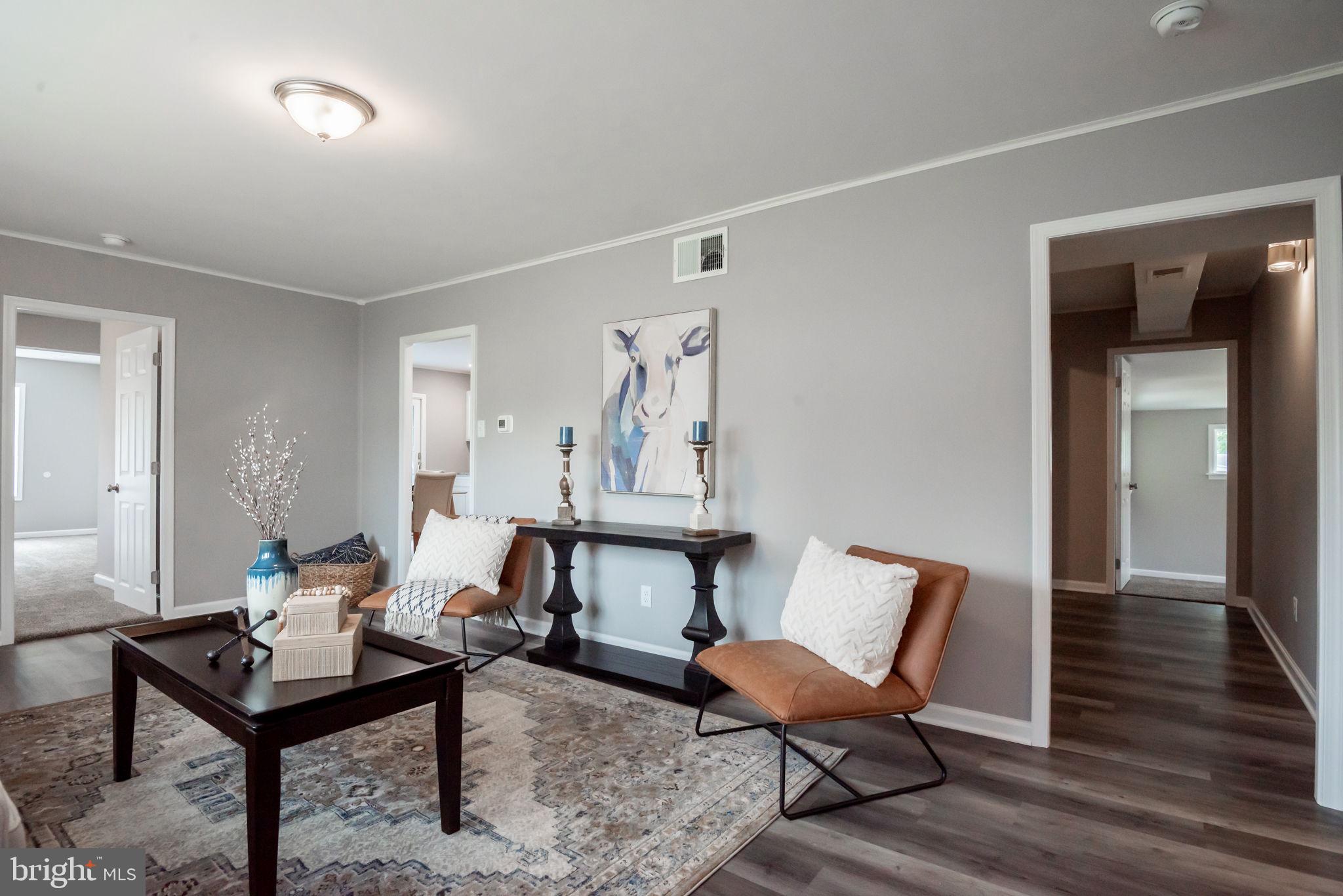 ROYAL ACRES - Residential