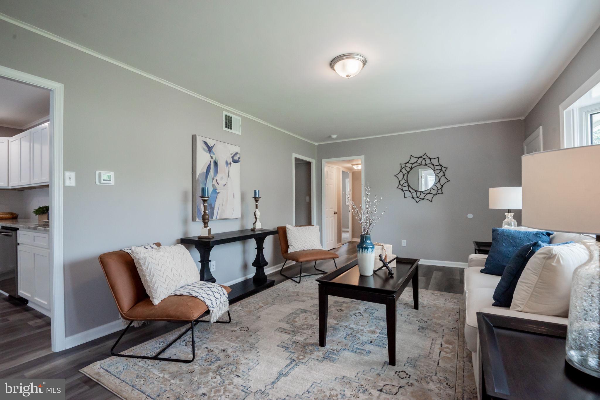 ROYAL ACRES - Residential