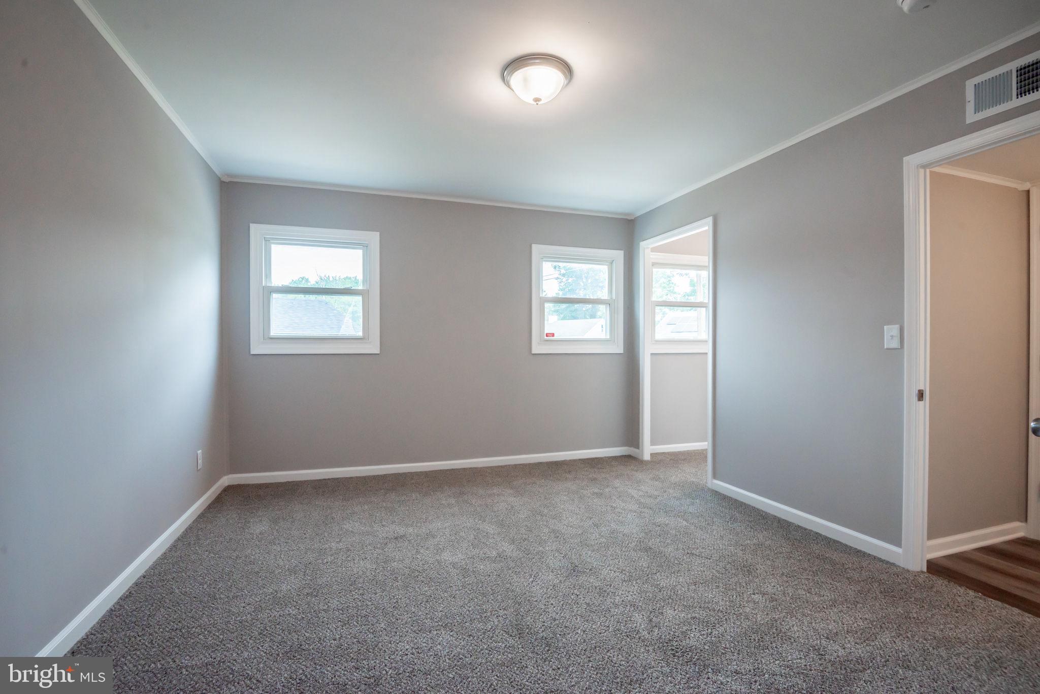 ROYAL ACRES - Residential