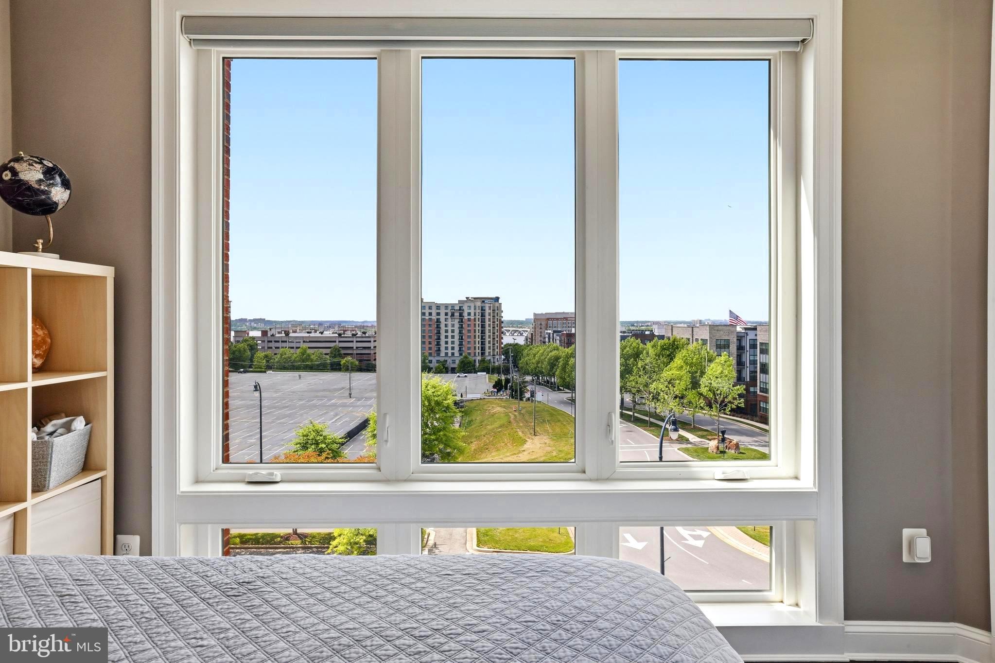 500 RIVERSAIL LANE 438