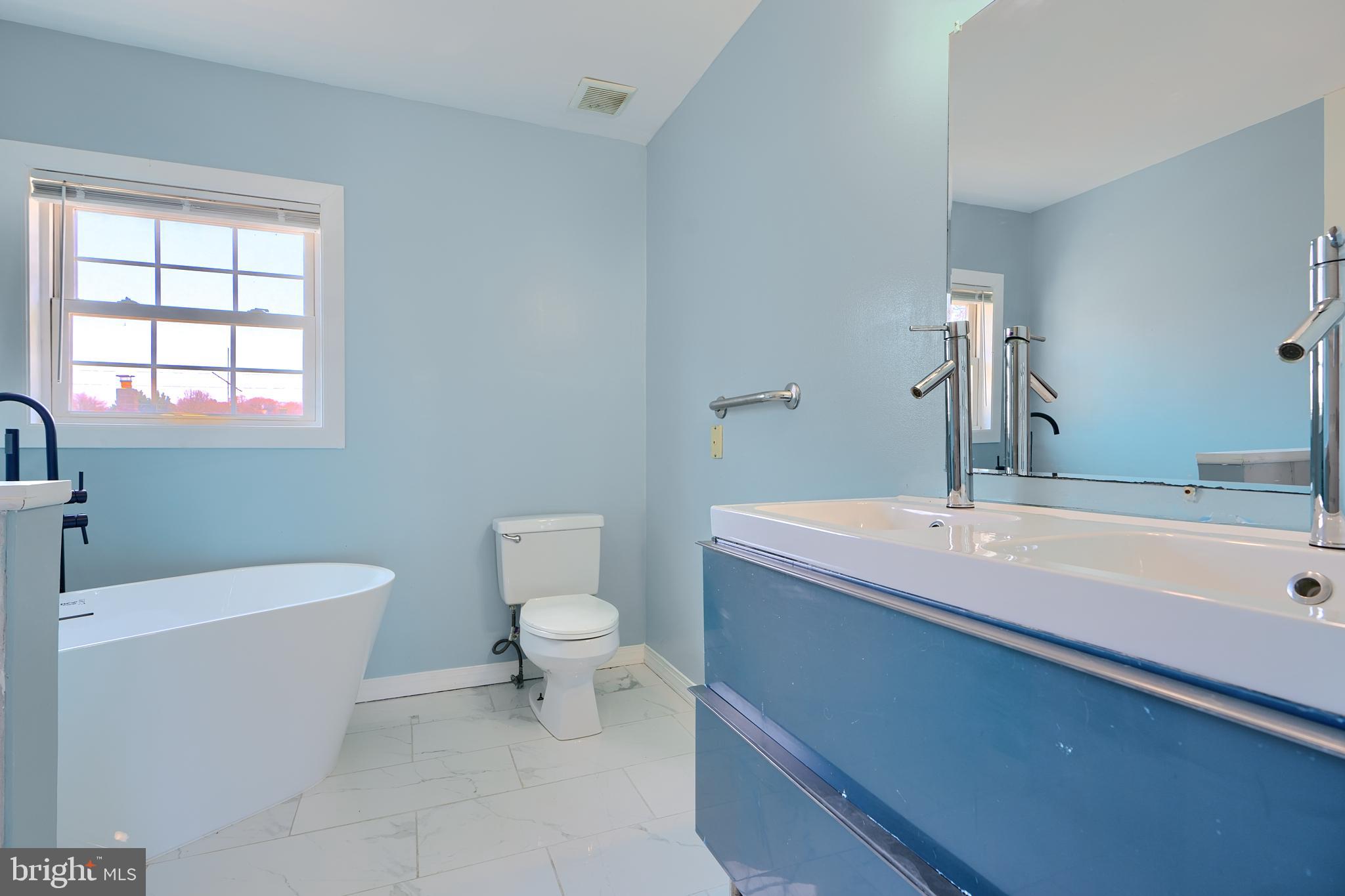 ELMWOOD - Residential