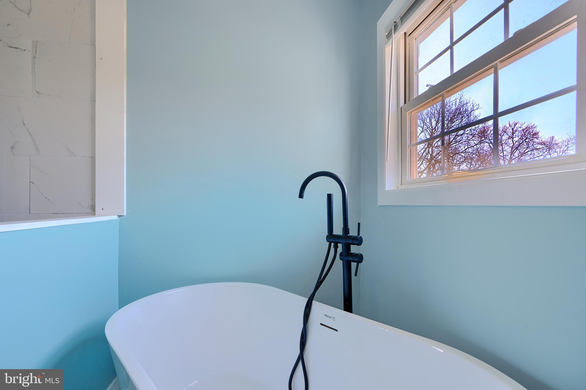 ELMWOOD - Residential