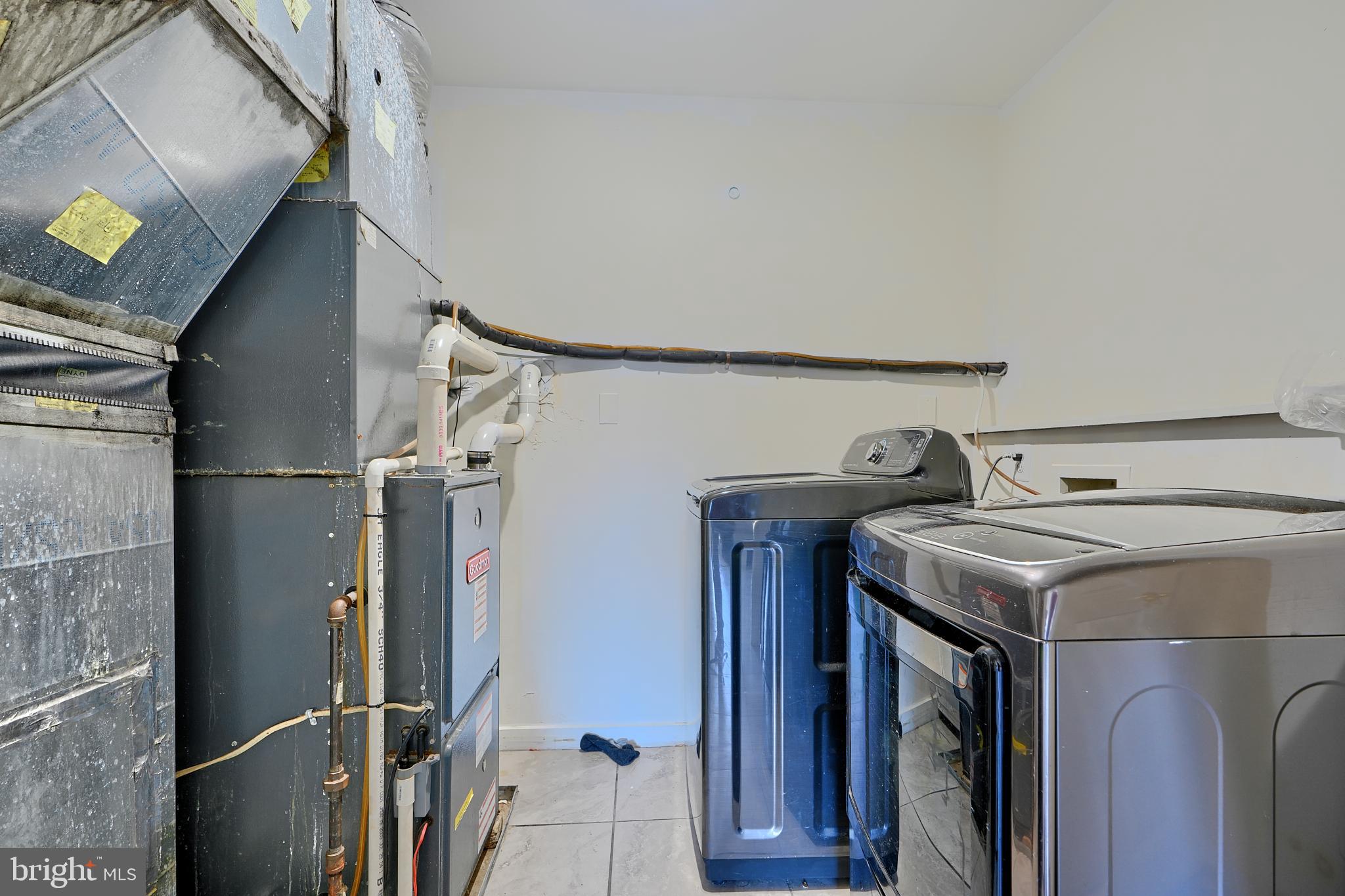 ELMWOOD - Residential