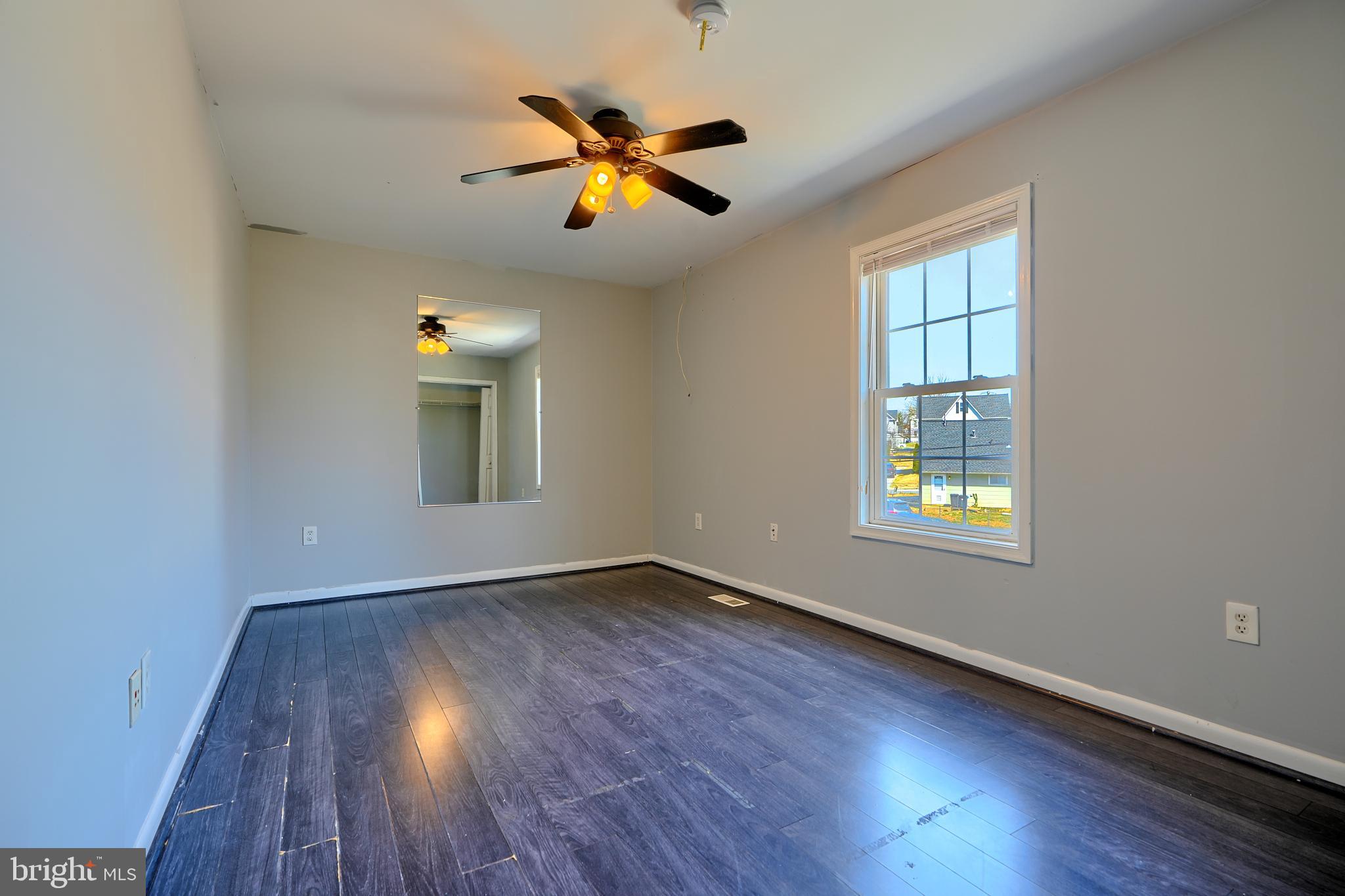 ELMWOOD - Residential