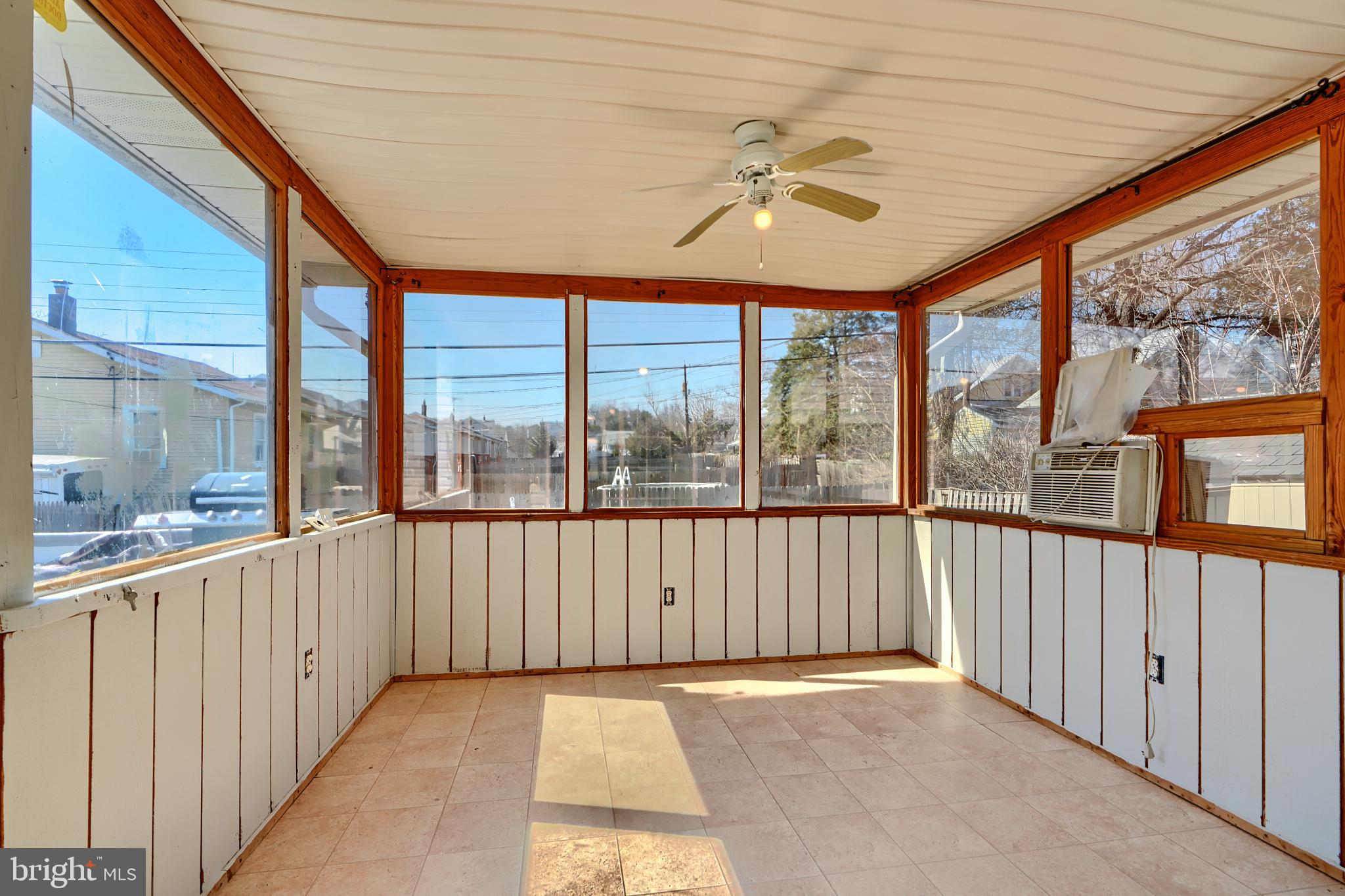 ELMWOOD - Residential