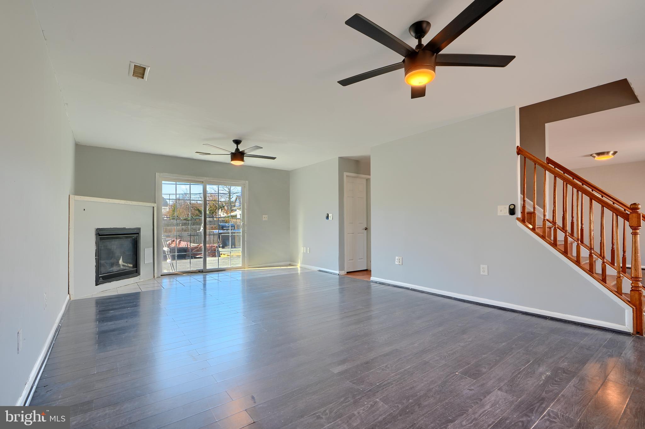 ELMWOOD - Residential