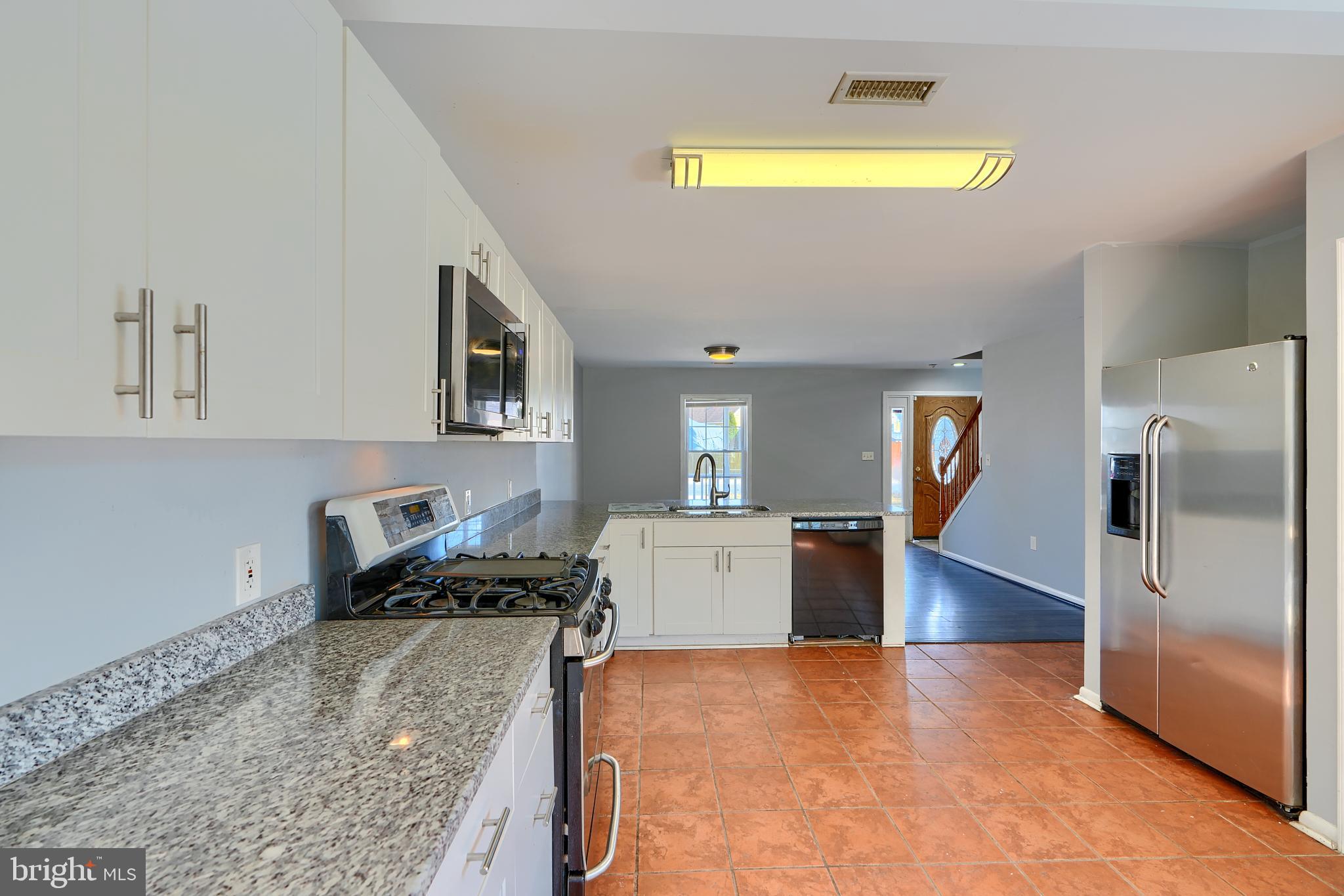 ELMWOOD - Residential