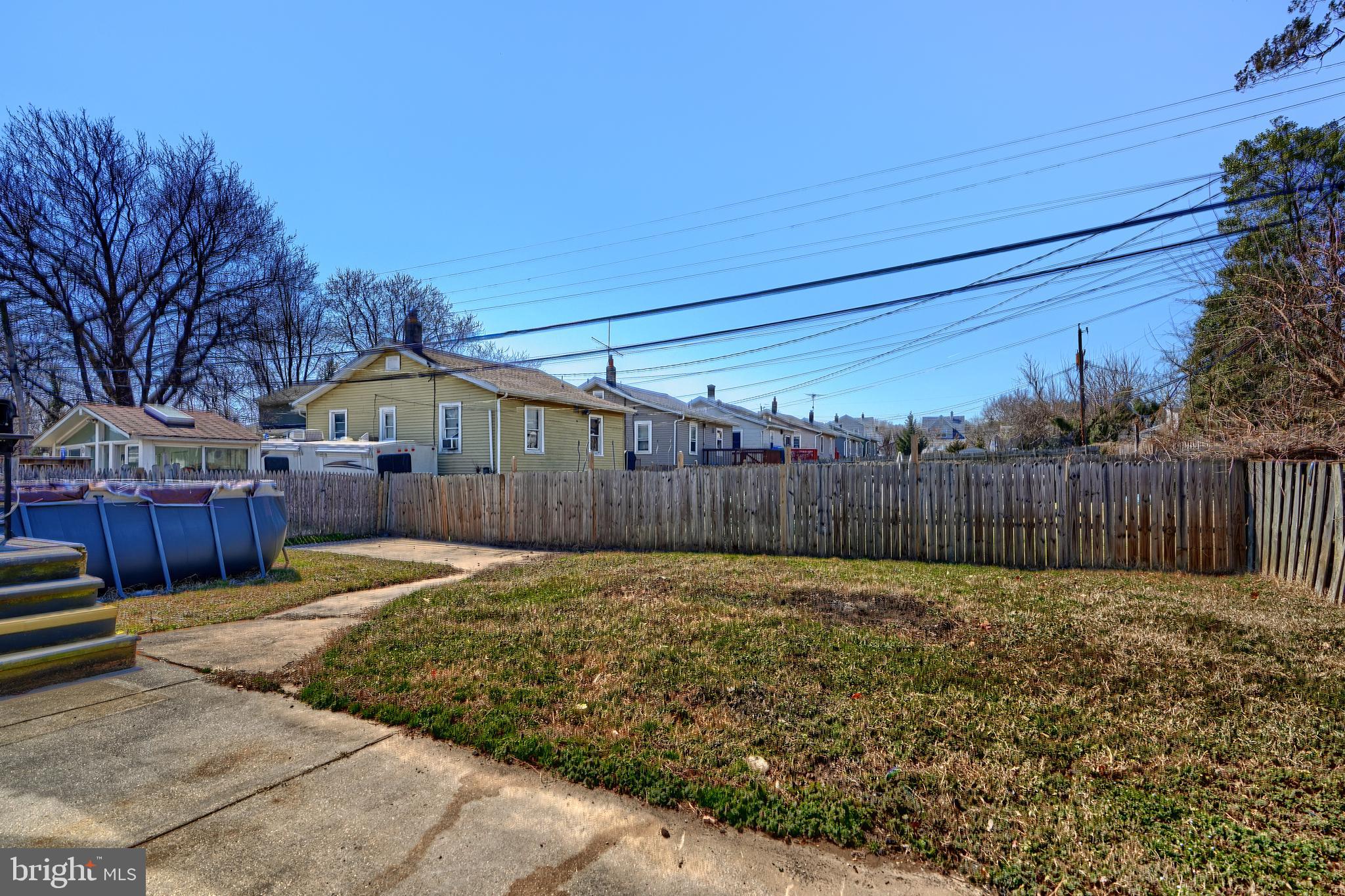 ELMWOOD - Residential