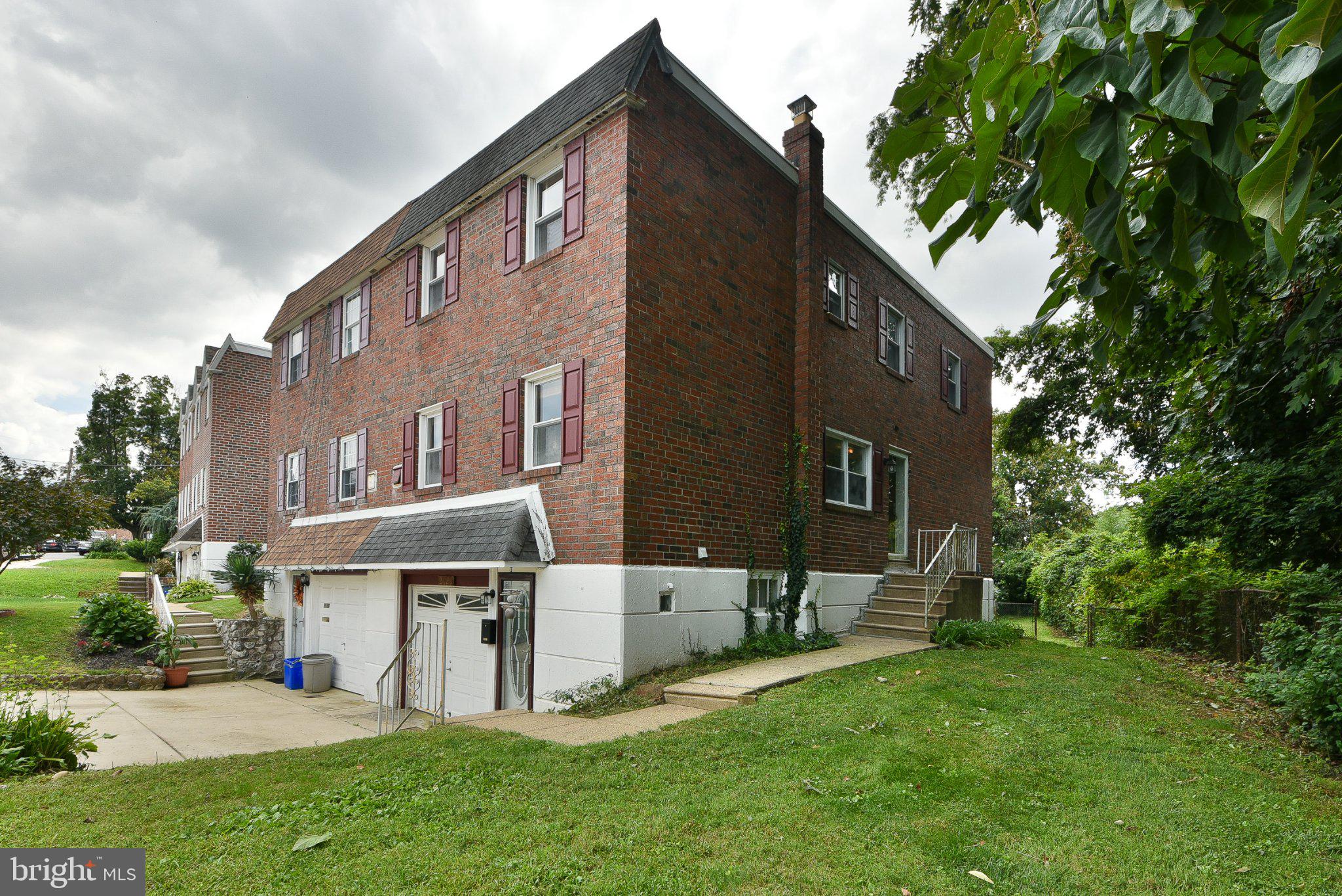 2628 MAXWELL STREET