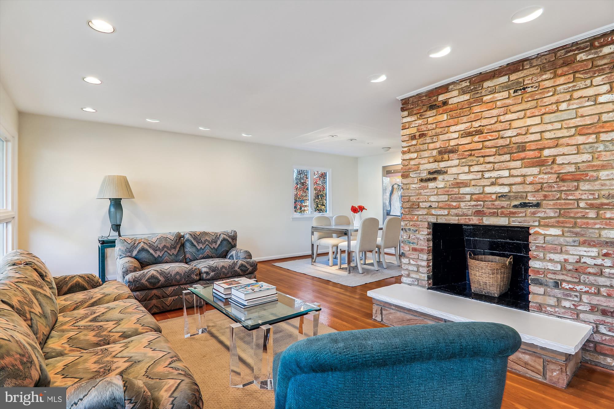 SPRINGBROOK TERRACE - Residential