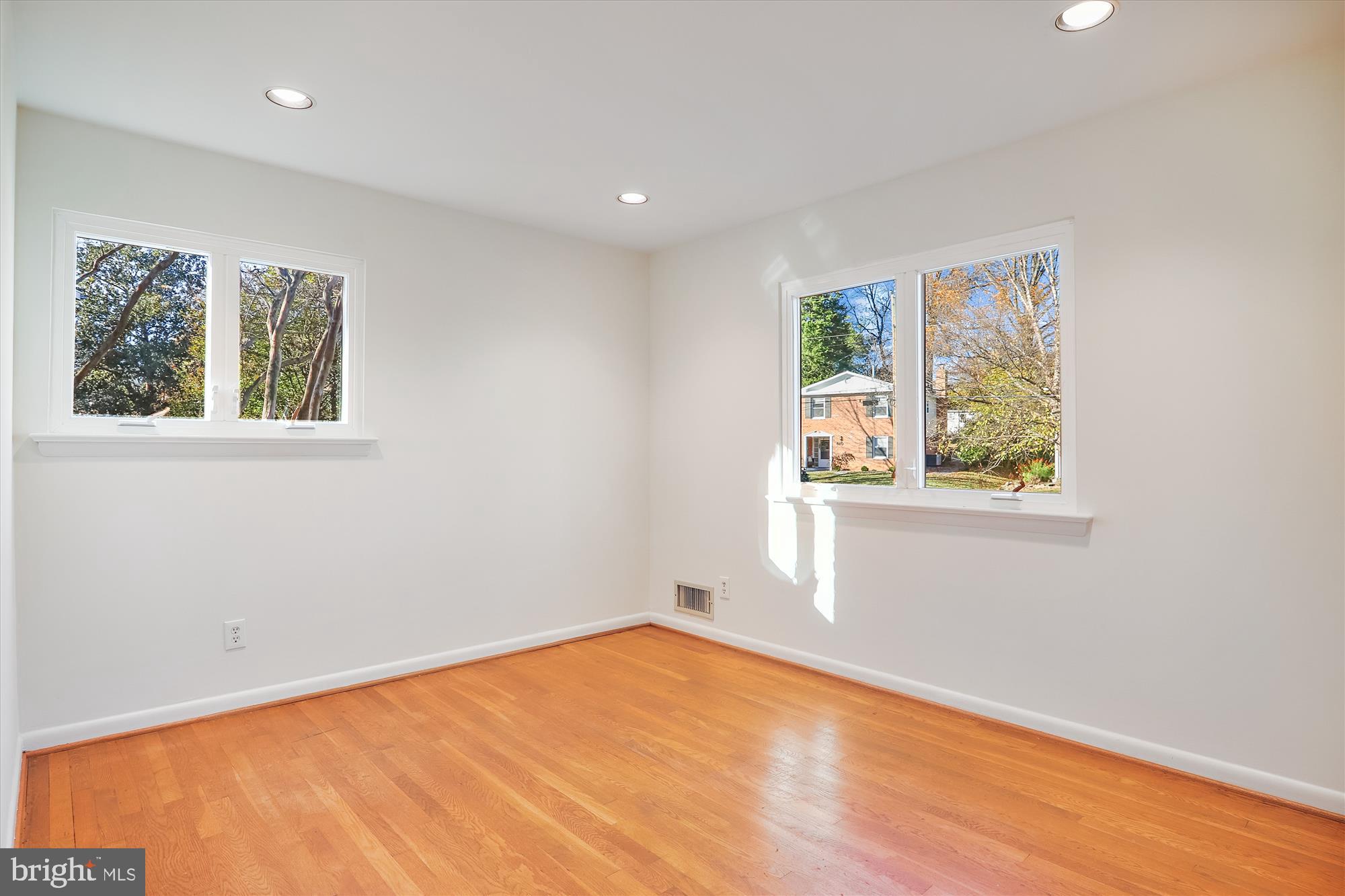 SPRINGBROOK TERRACE - Residential