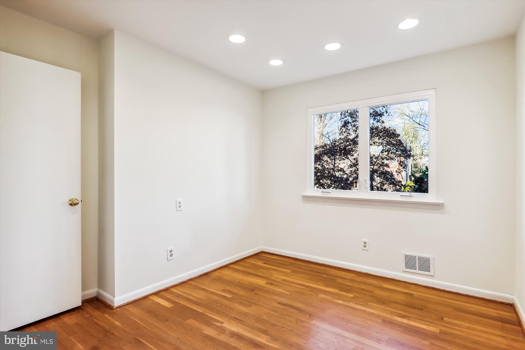 SPRINGBROOK TERRACE - Residential