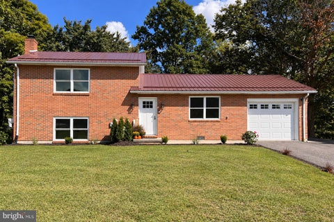 Homes For Sale - 2242 Hyndman Road<br/> Bedford County, HYNDMAN, PA 15545
