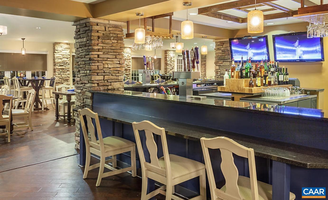 SHENANDOAH CROSSING - Land