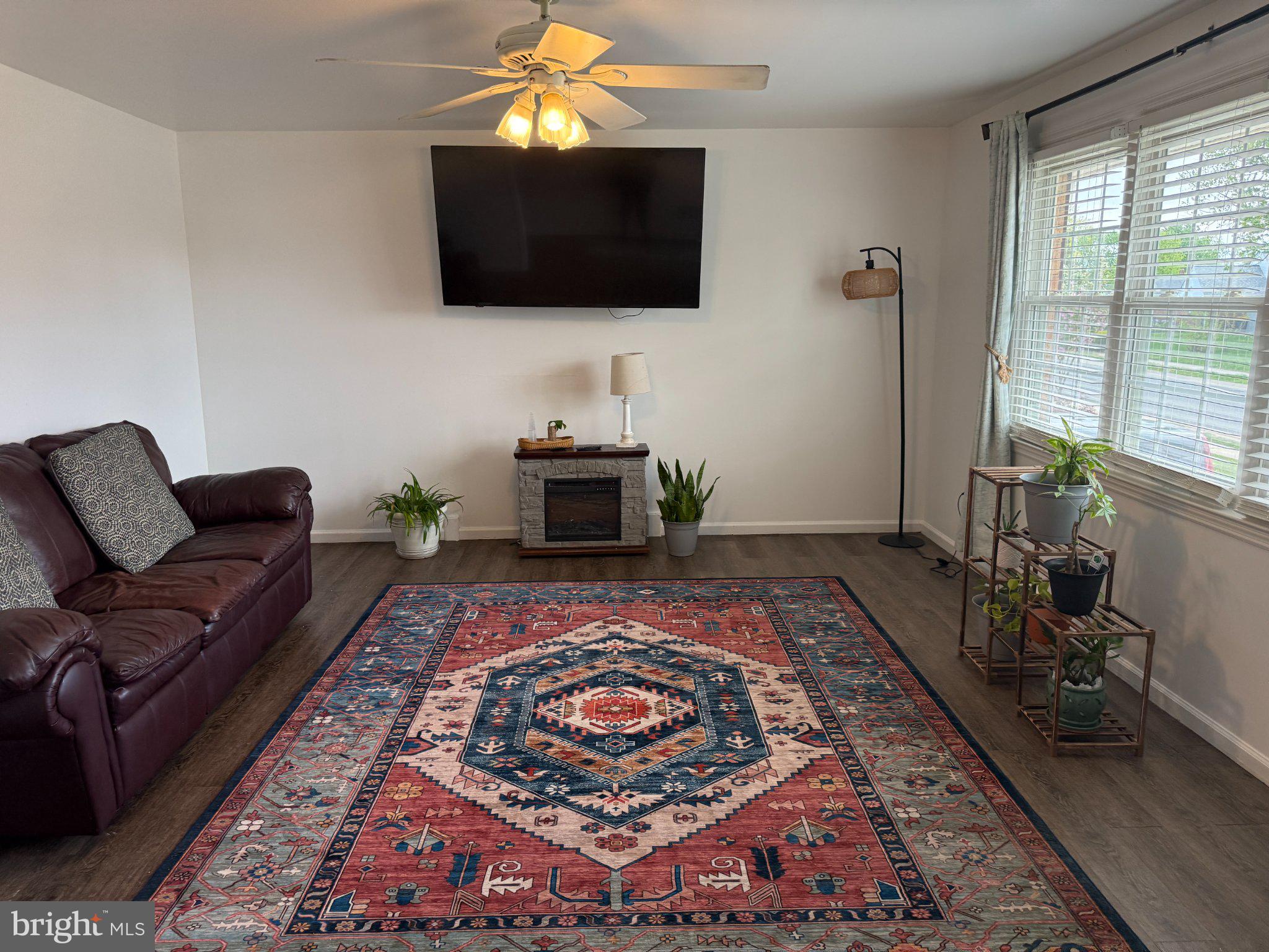 106 E LUNENBURG DRIVE