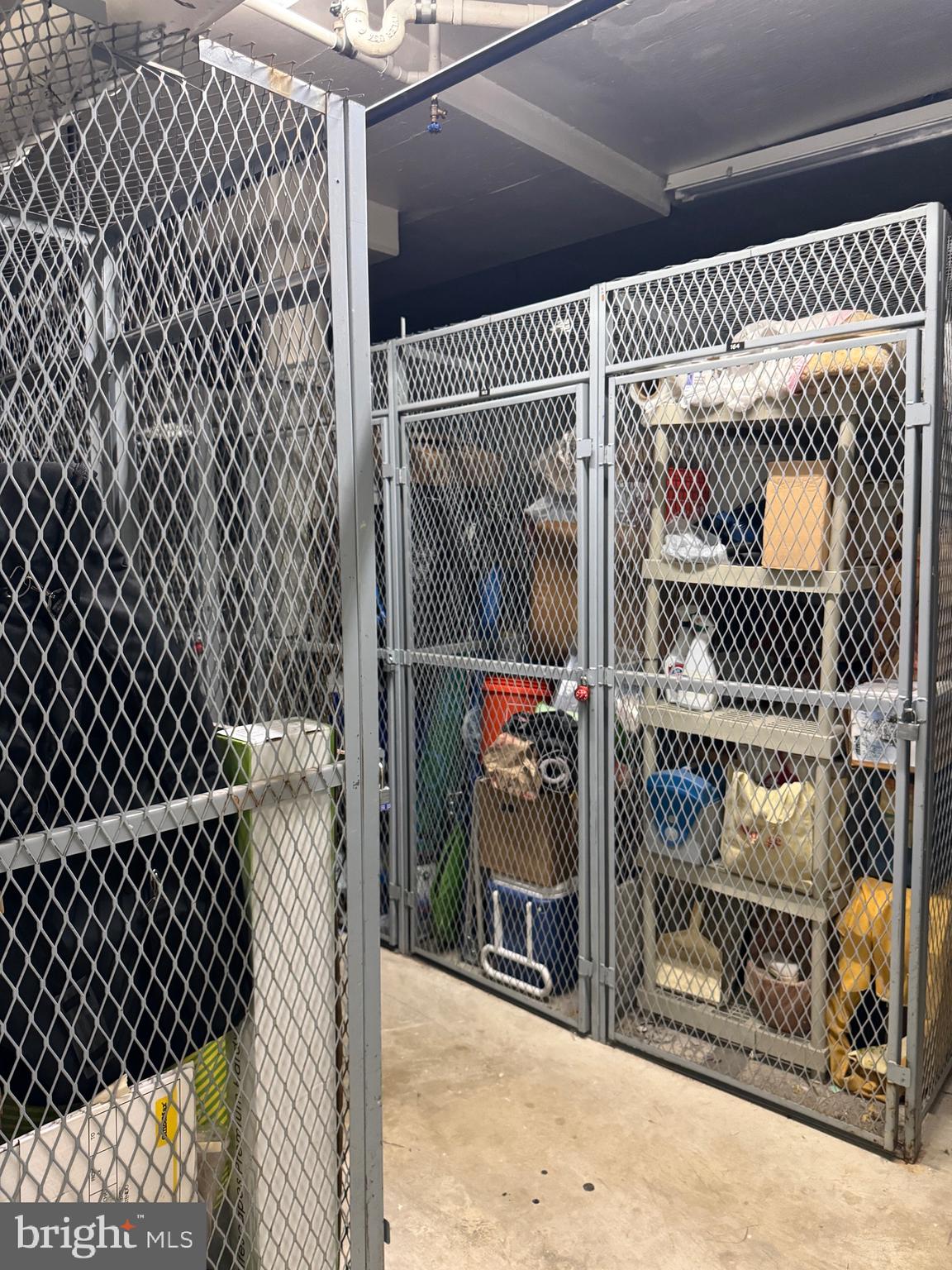 SAVOY PARK CONDOMINIUMS - Residential