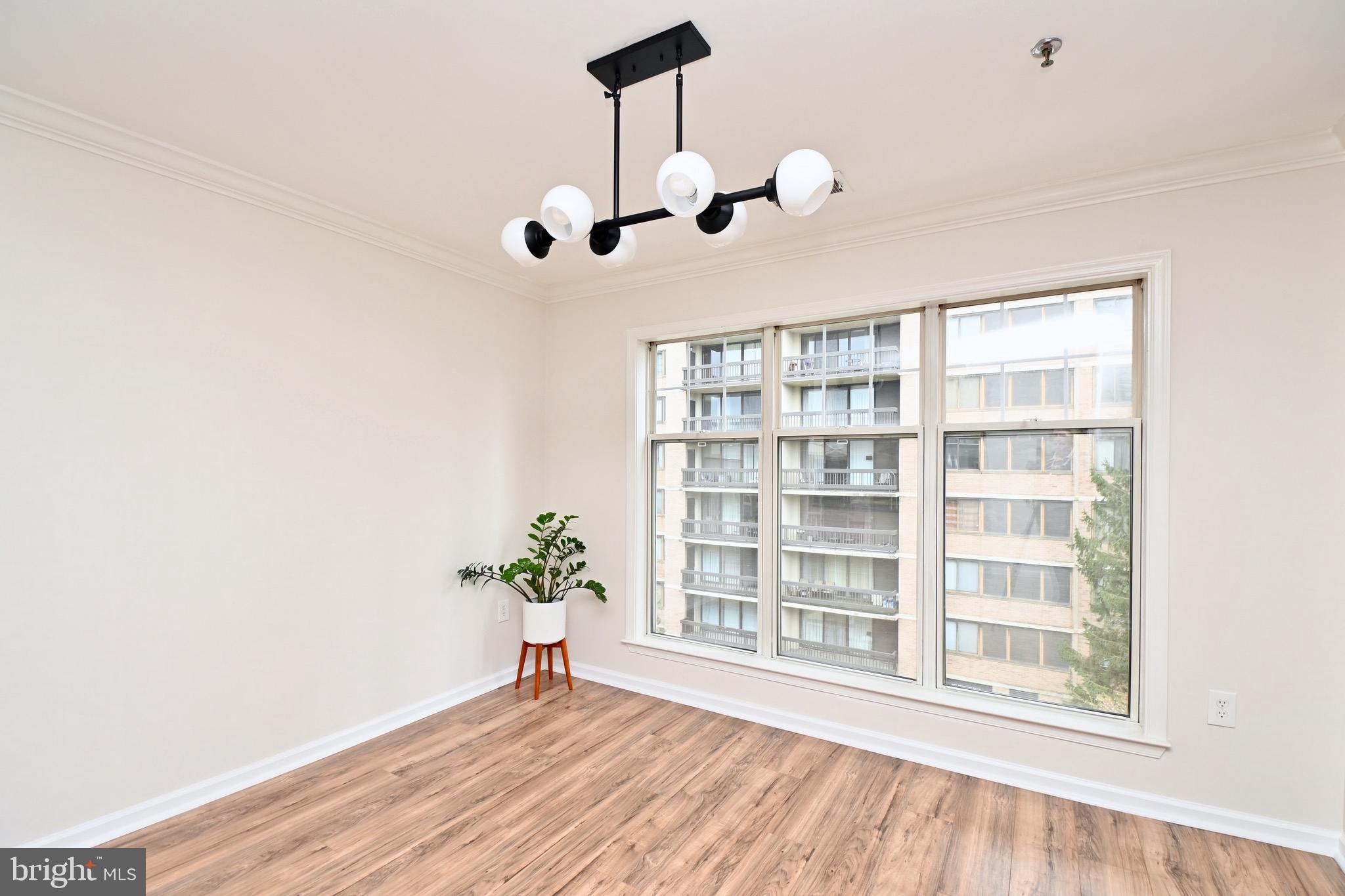 SAVOY PARK CONDOMINIUMS - Residential