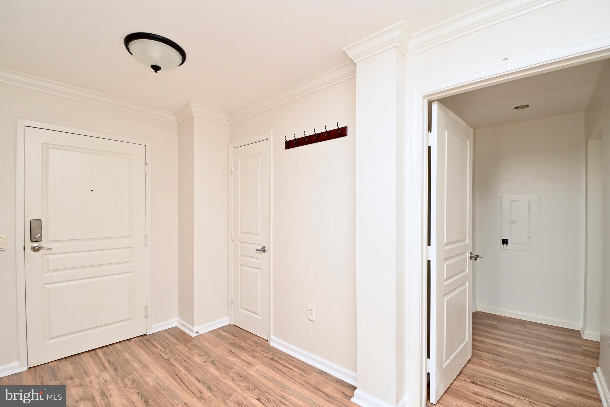 SAVOY PARK CONDOMINIUMS - Residential