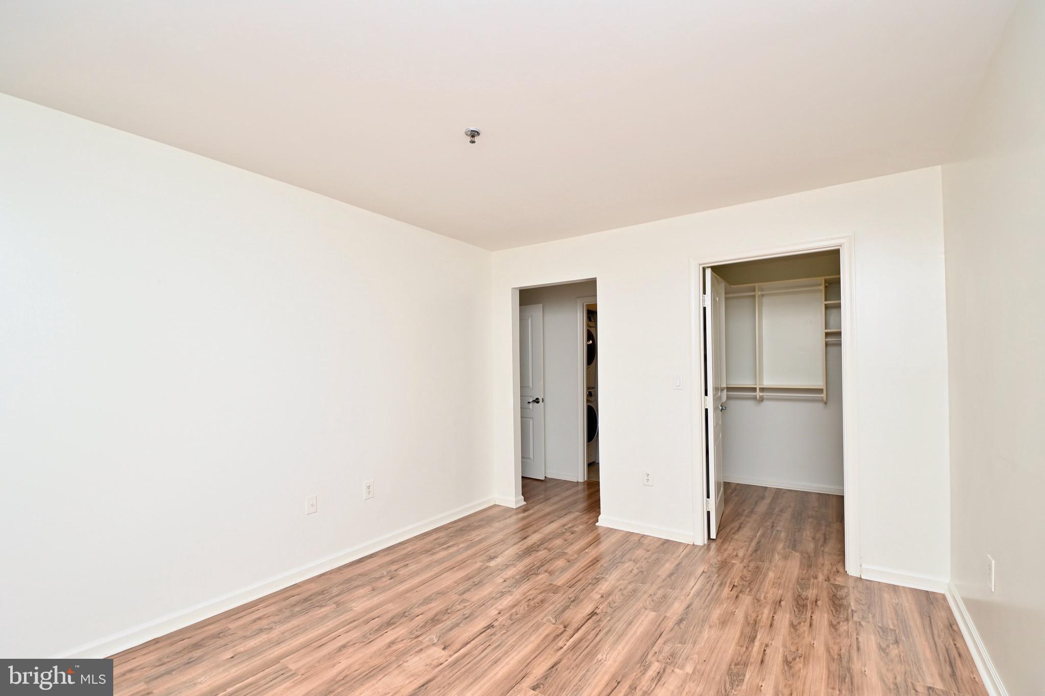 SAVOY PARK CONDOMINIUMS - Residential