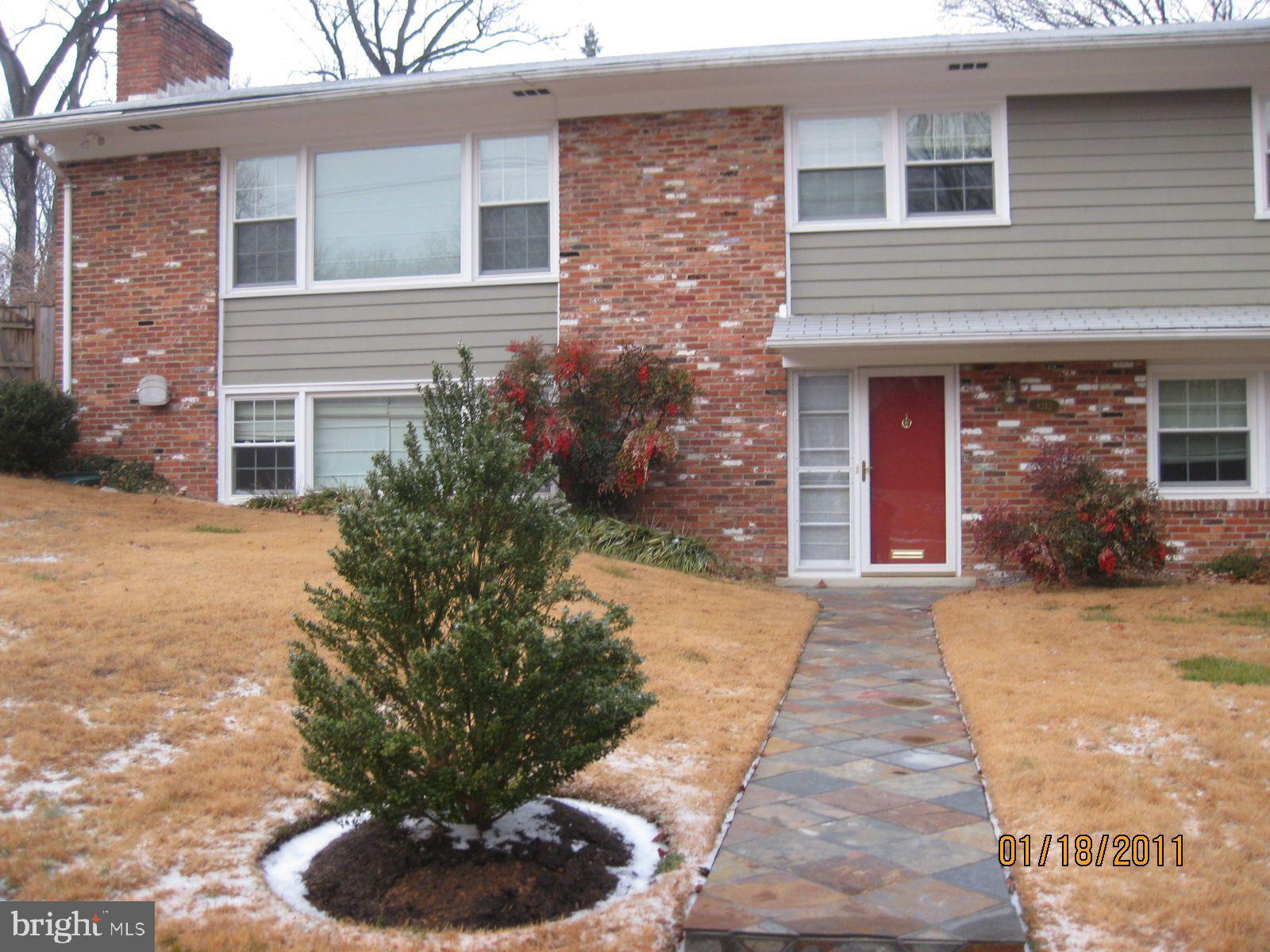 WOODHAVEN - Residential Lease