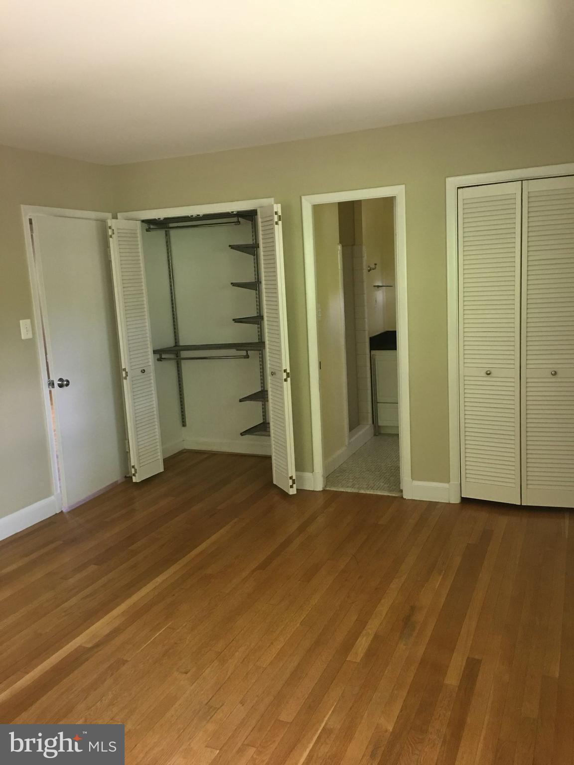 WOODHAVEN - Residential Lease