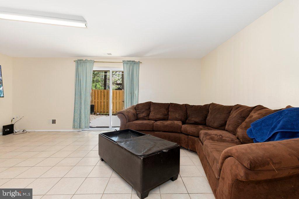 VILLAGE OF HICKORY RIDGE - Residential