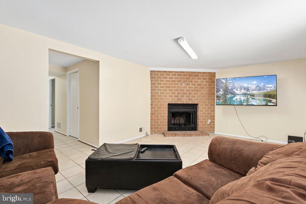 VILLAGE OF HICKORY RIDGE - Residential