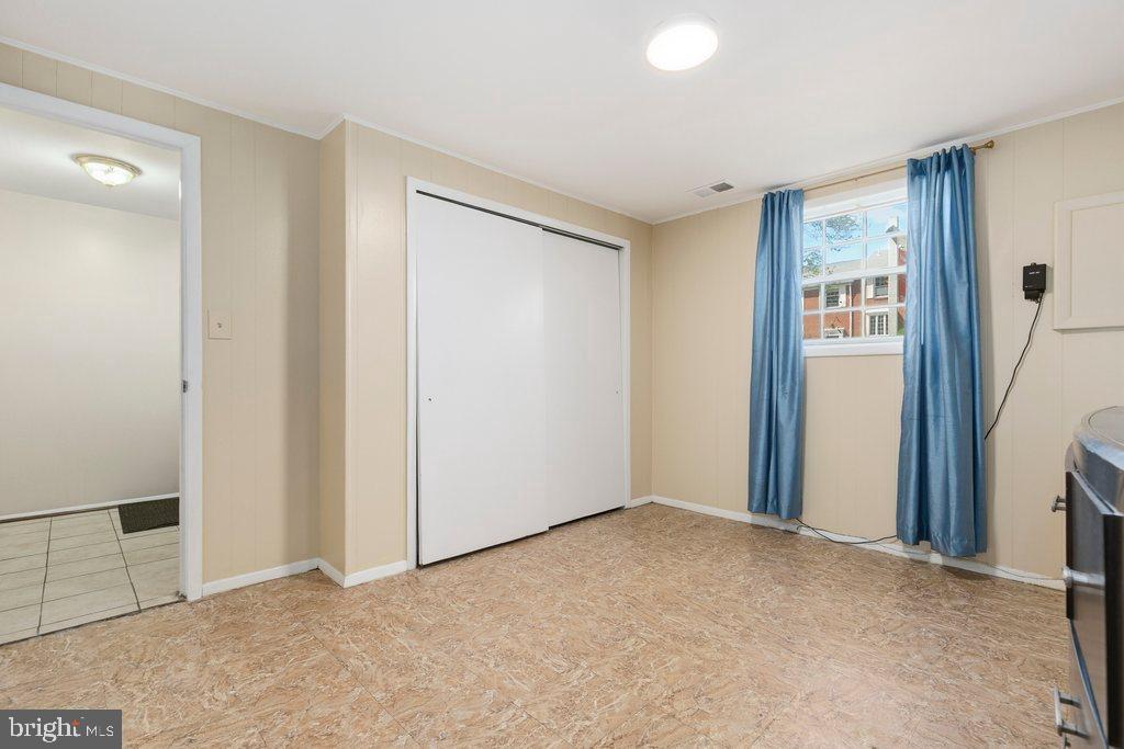 VILLAGE OF HICKORY RIDGE - Residential