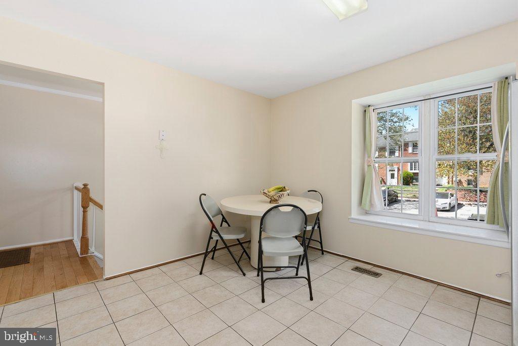 VILLAGE OF HICKORY RIDGE - Residential