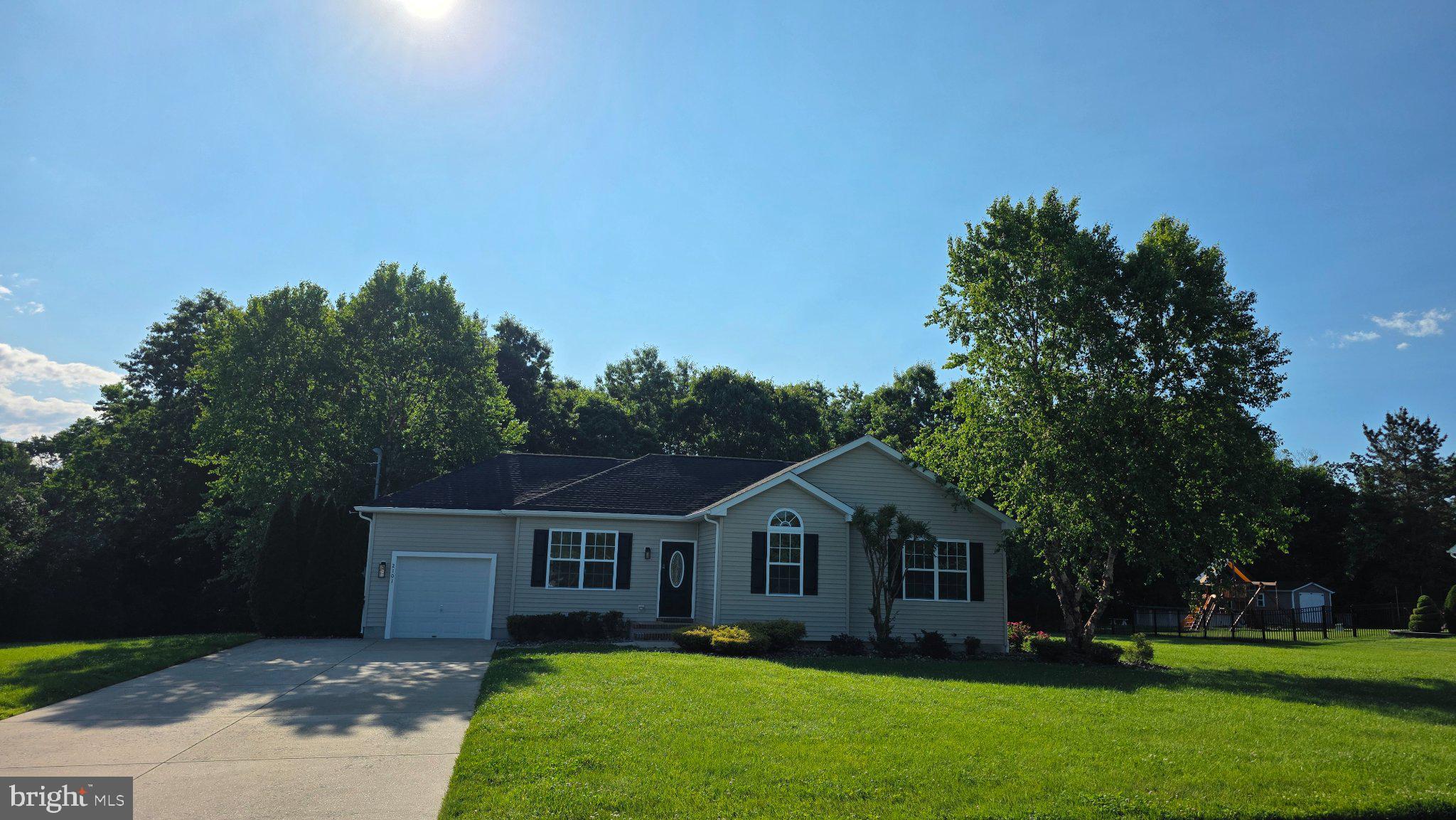 Photo 1 of 28 — 2101 VENEZIA AVENUE, VINELAND, NJ 08361
