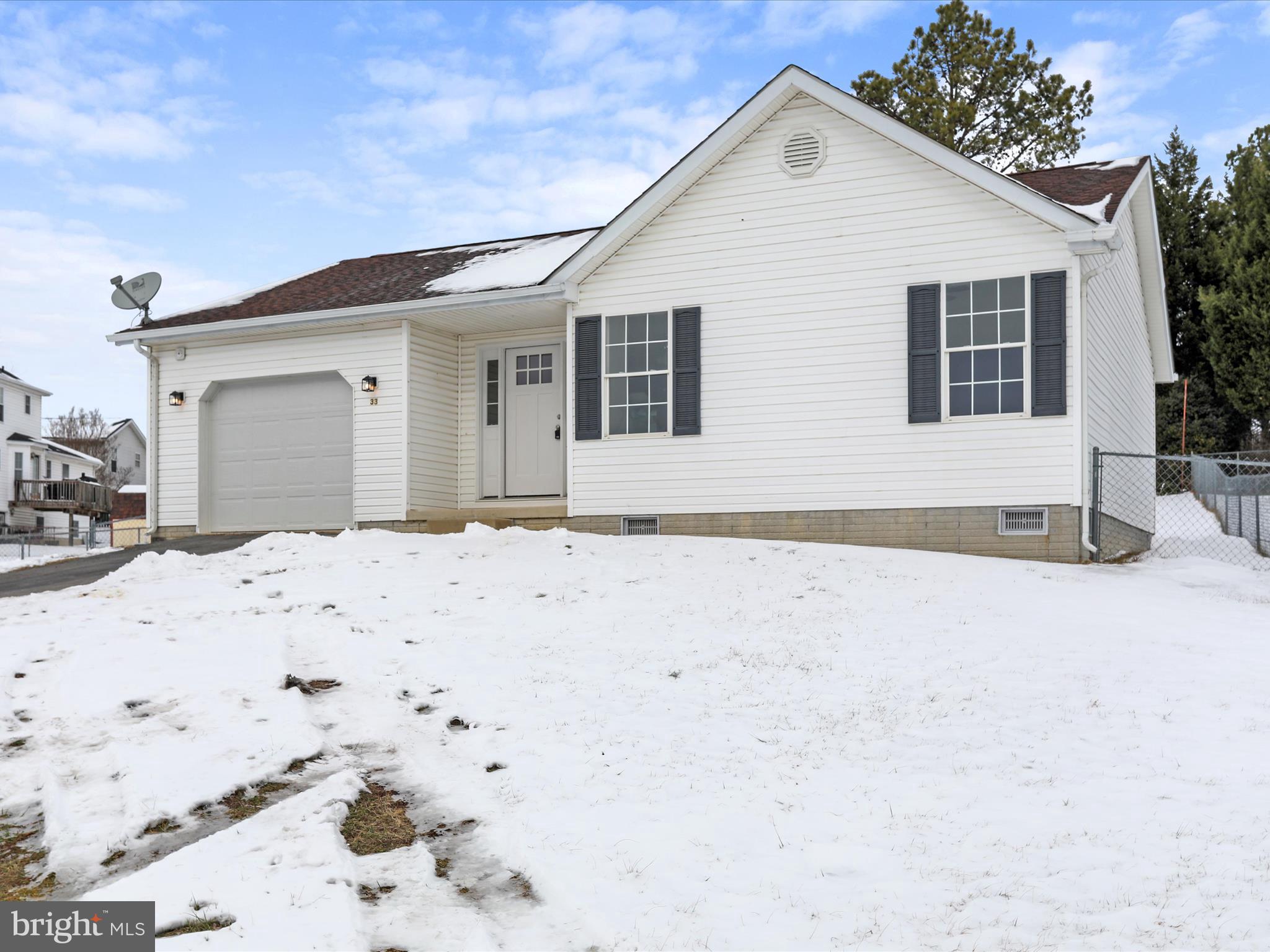 OPEQUON MEADOWS - Residential